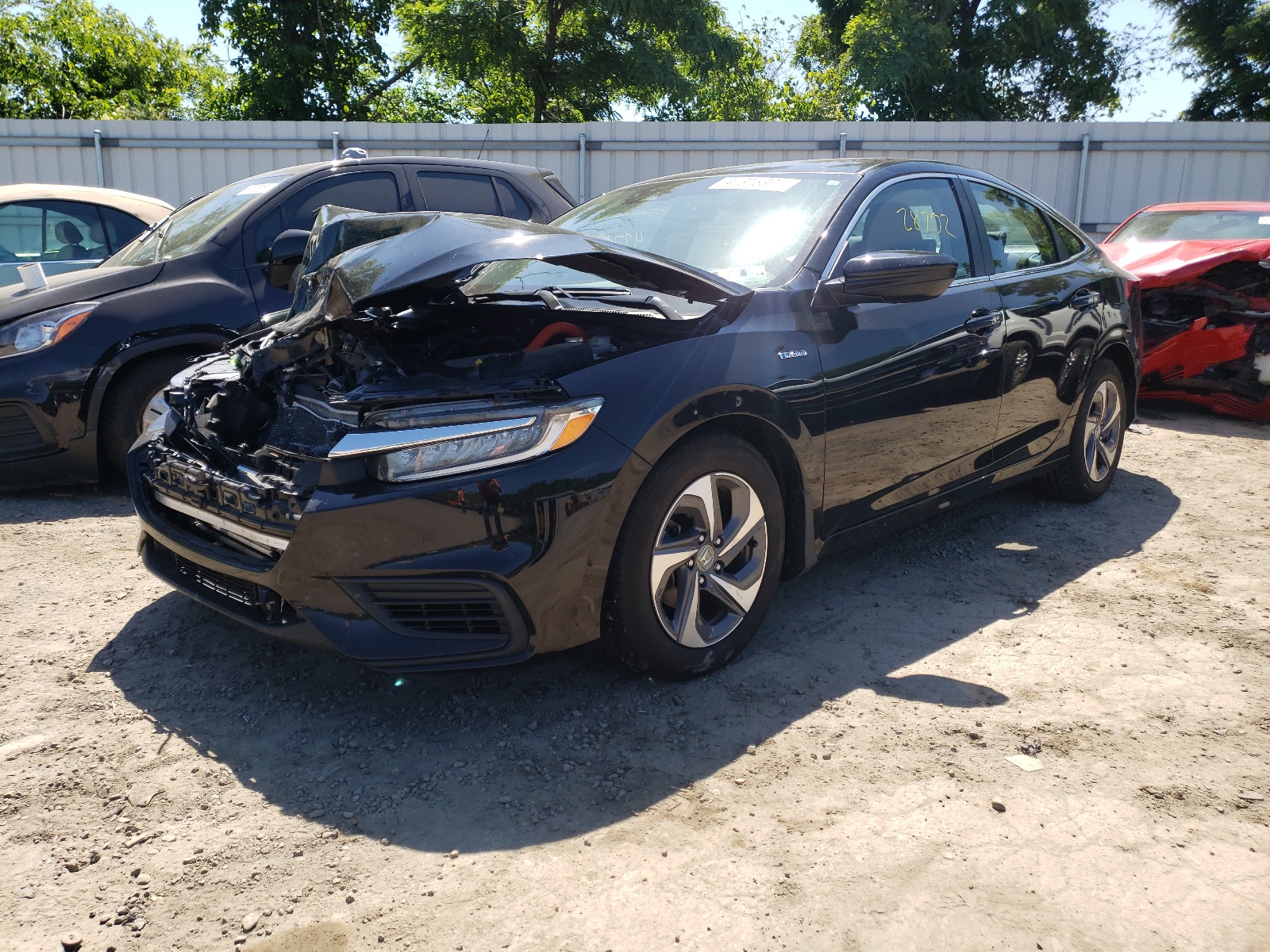 Photo 2 from auction – 2019 HONDA INSIGHT EX with VIN 19XZE4F58KE033406