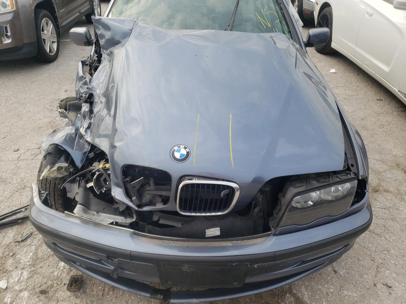 Photo 7 from auction – 2000 BMW 325I with VIN WBAAM3340YFP70696