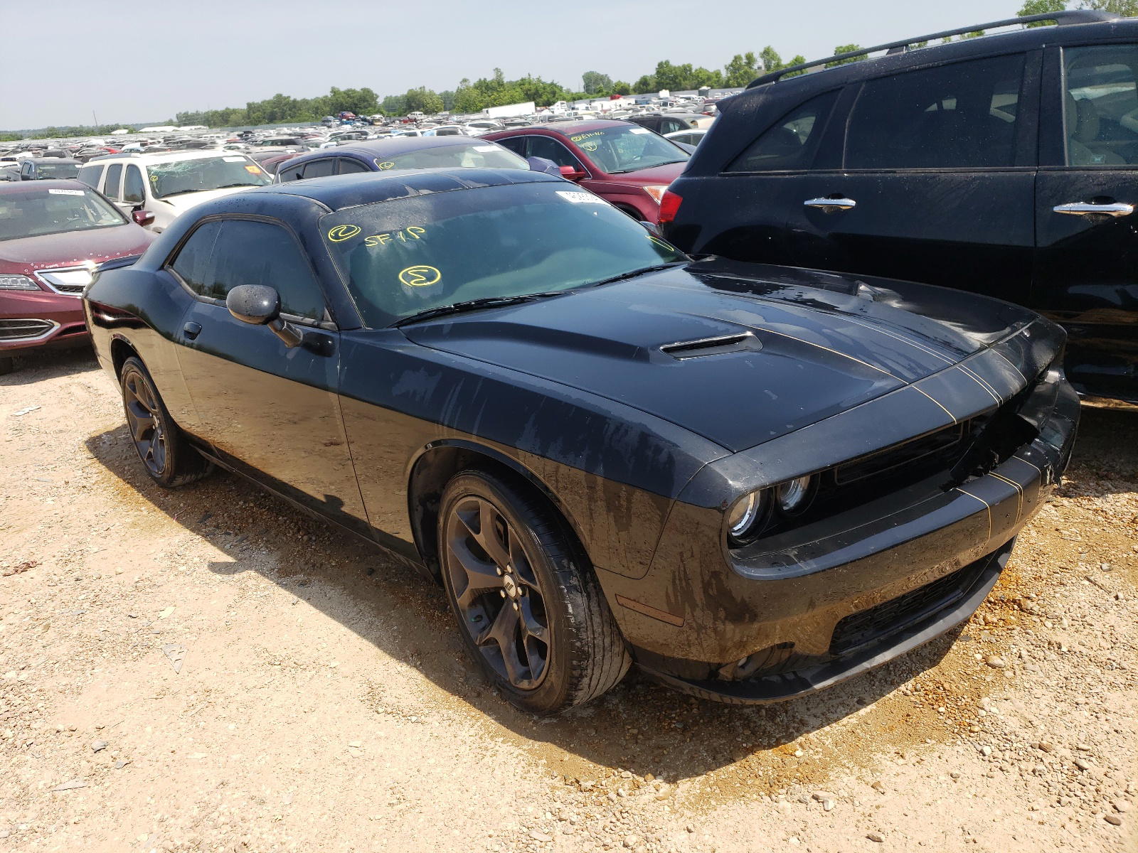 DODGE CHALLENGER 2018 with VIN 2C3CDZAG2JH276795 - Photo from auction