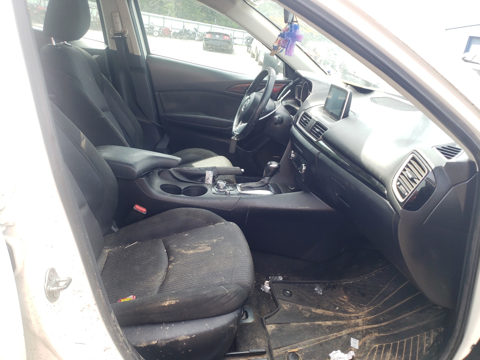 Zdjęcie 5 z aukcji – 2015 MAZDA 3 TOURING z VIN 3MZBM1V73FM227730