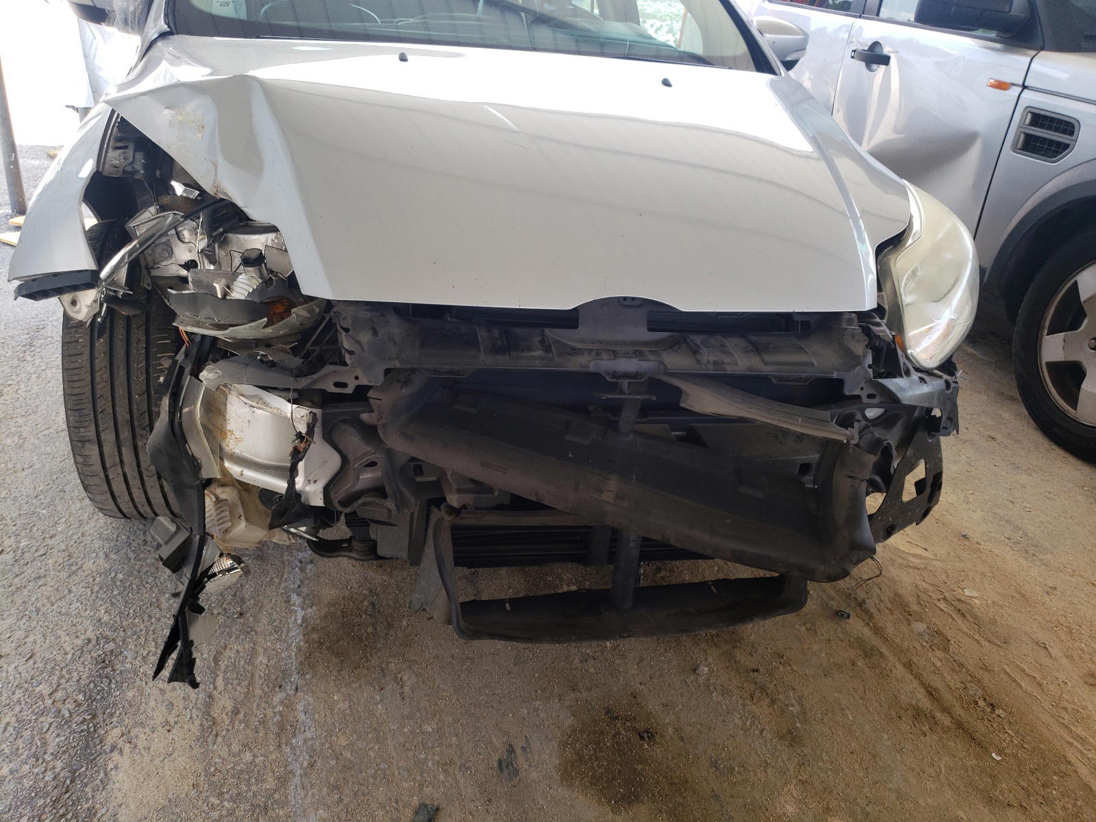 Photo 9 from auction – 2013 FORD FOCUS SE with VIN 1FADP3F27DL162824
