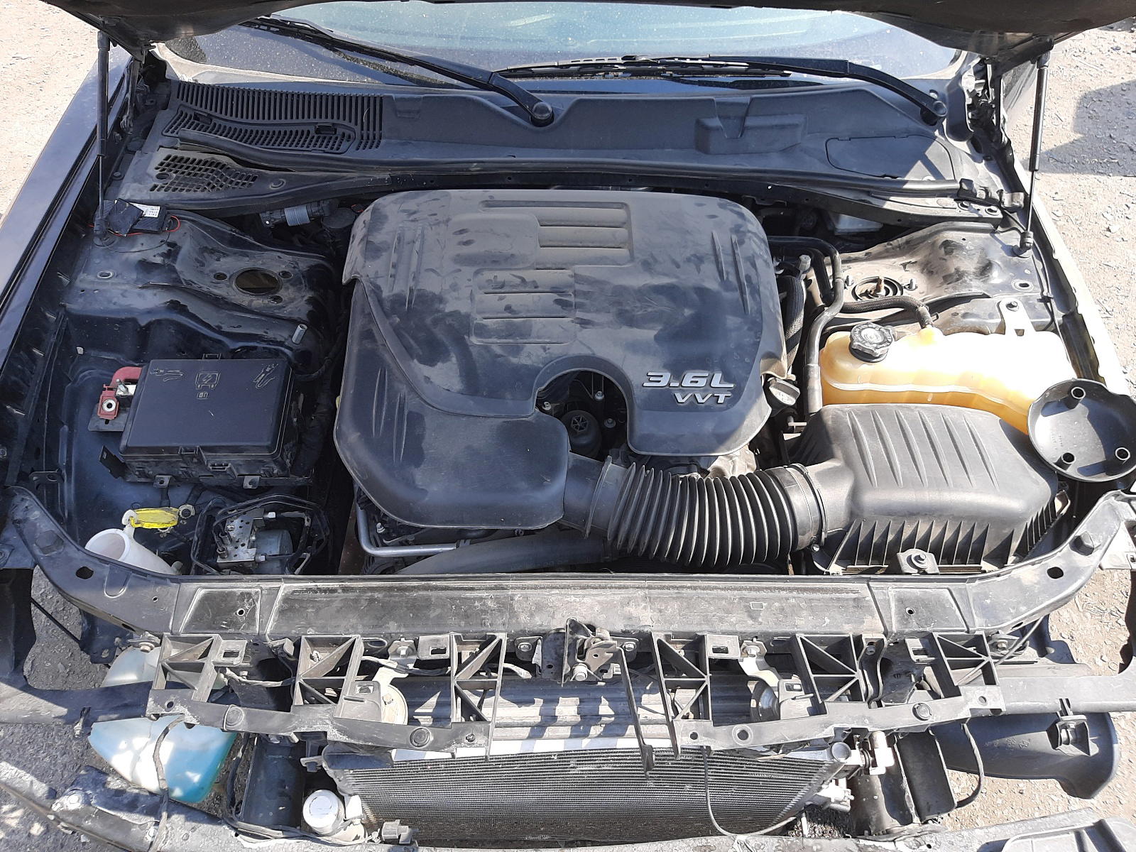 Photo 7 from auction – 2016 DODGE CHALLENGER with VIN 2C3CDZAG0GH254772