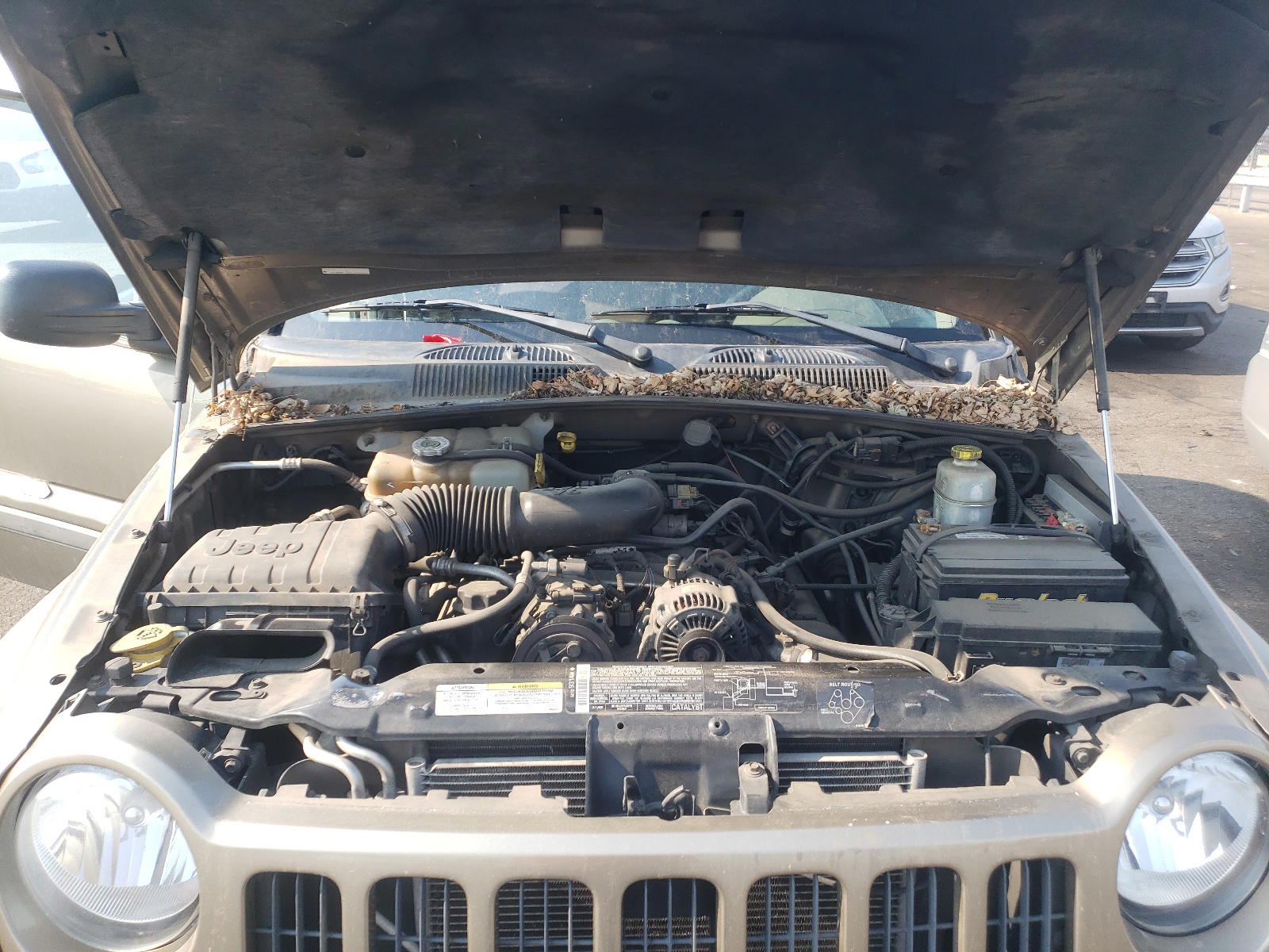 Photo 7 from auction – 2005 JEEP LIBERTY with VIN 1J4GL48K35W665136