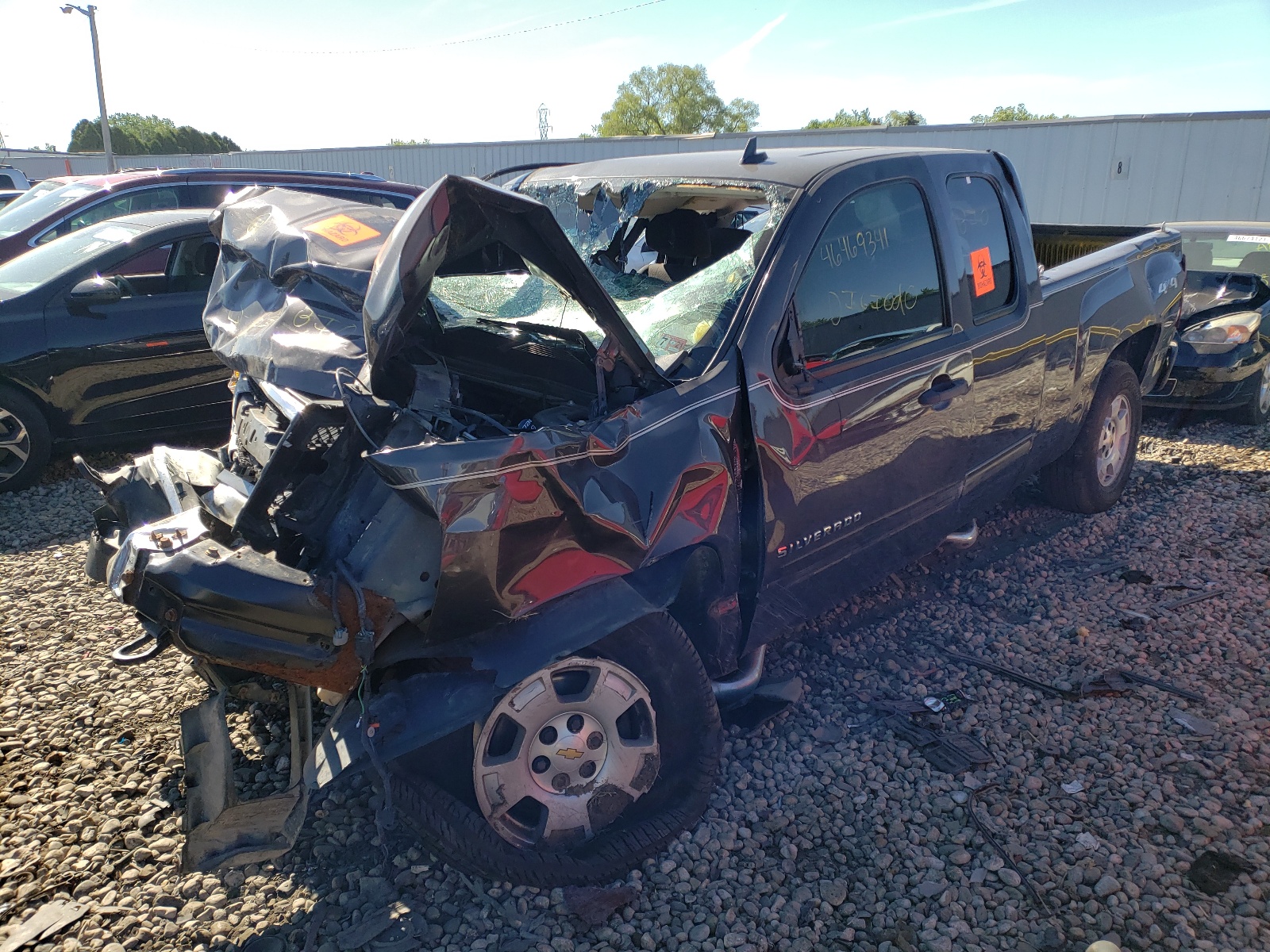 Photo 2 from auction – 2011 CHEVROLET SILVERADO with VIN 1GCRKREA8BZ441607