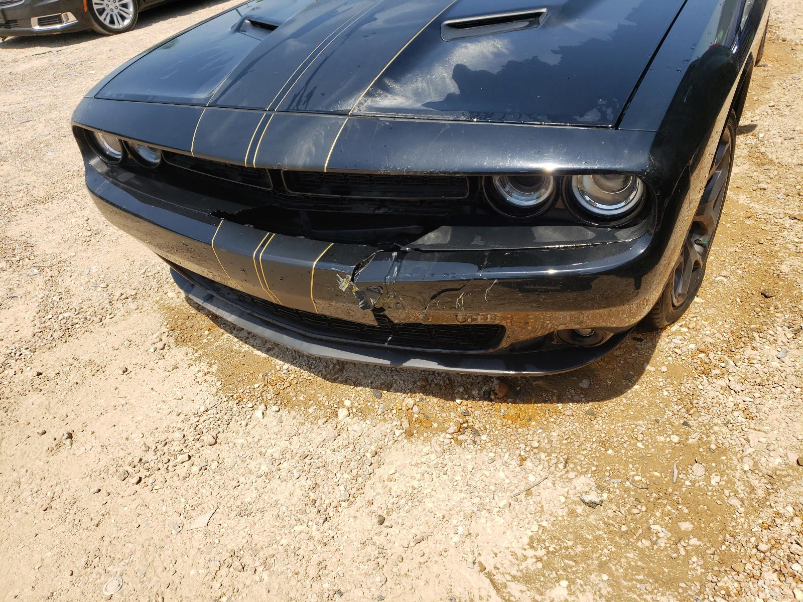 Photo 9 from auction – 2018 DODGE CHALLENGER with VIN 2C3CDZAG2JH276795