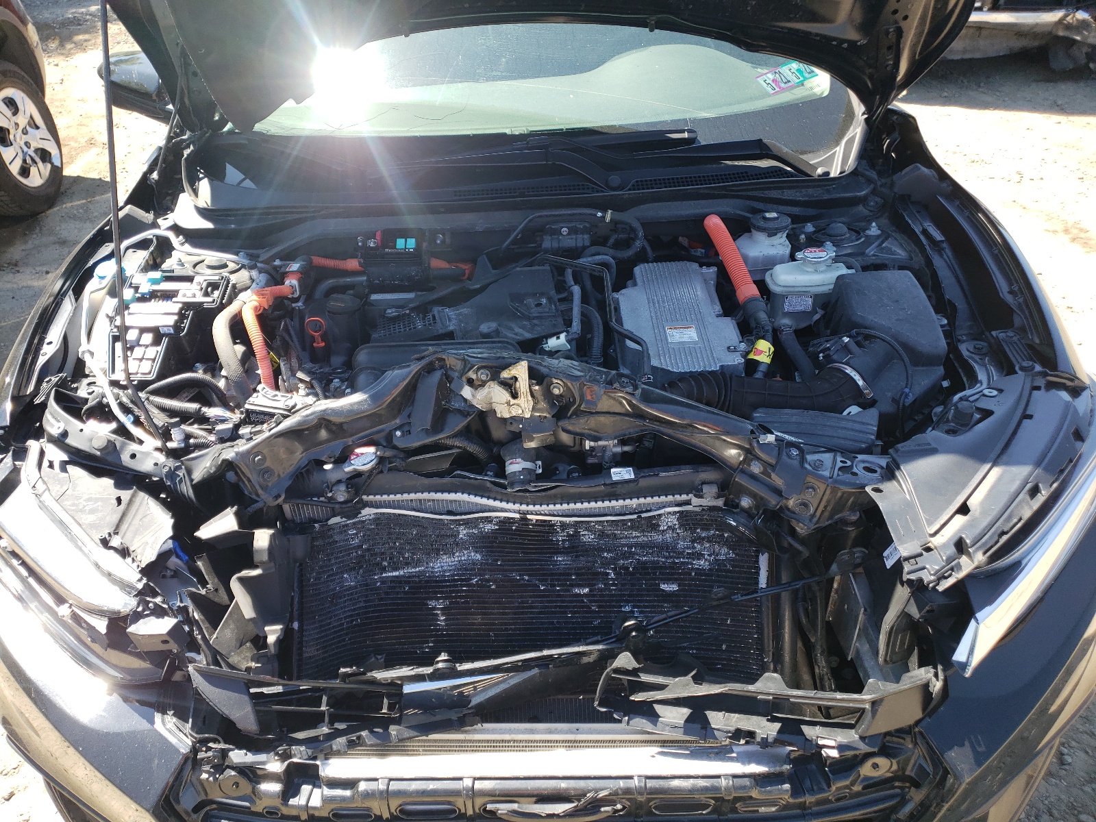 Photo 7 from auction – 2019 HONDA INSIGHT EX with VIN 19XZE4F58KE033406