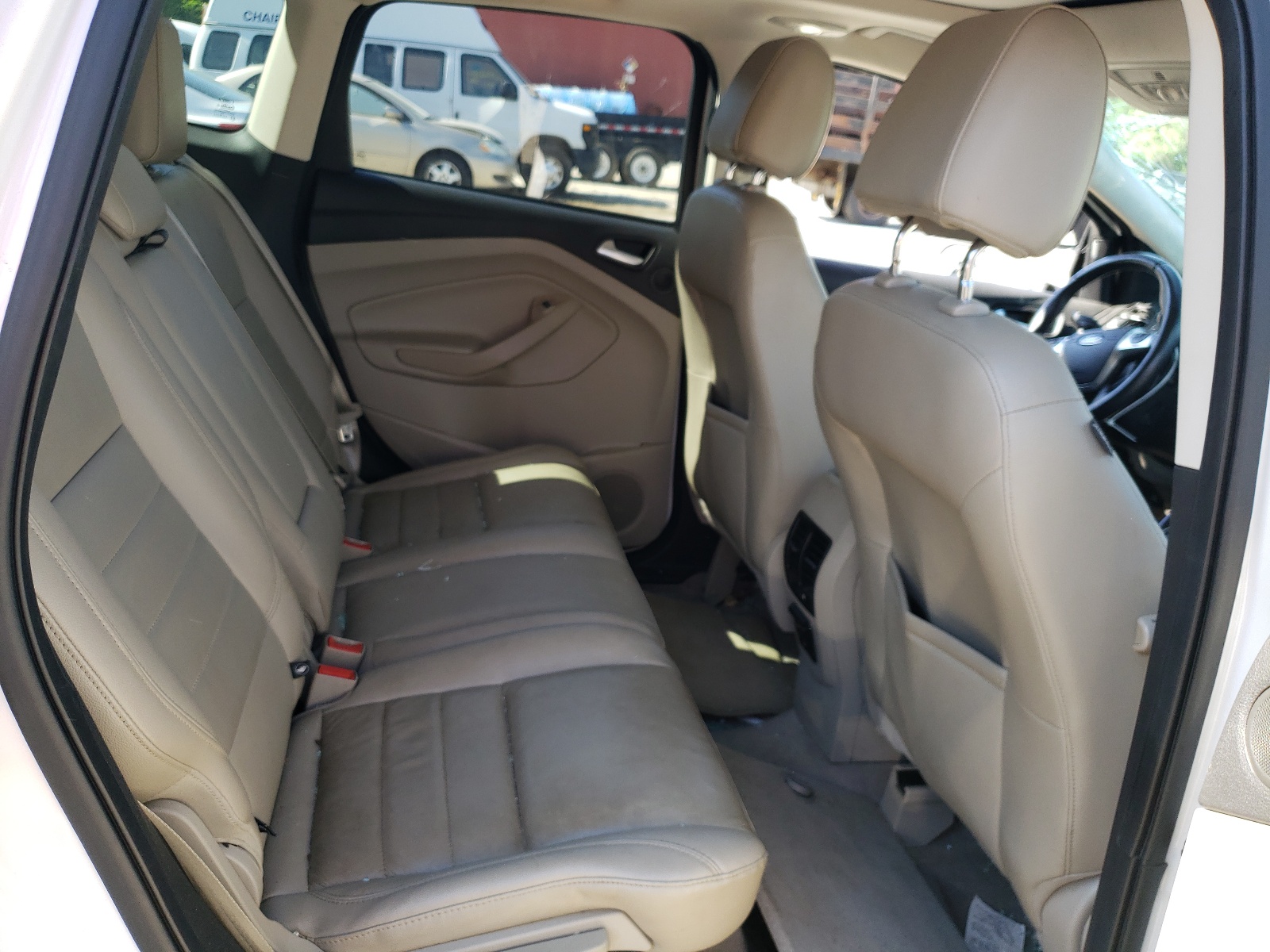 Photo 6 from auction – 2014 FORD ESCAPE TIT with VIN 1FMCU9J9XEUA18293