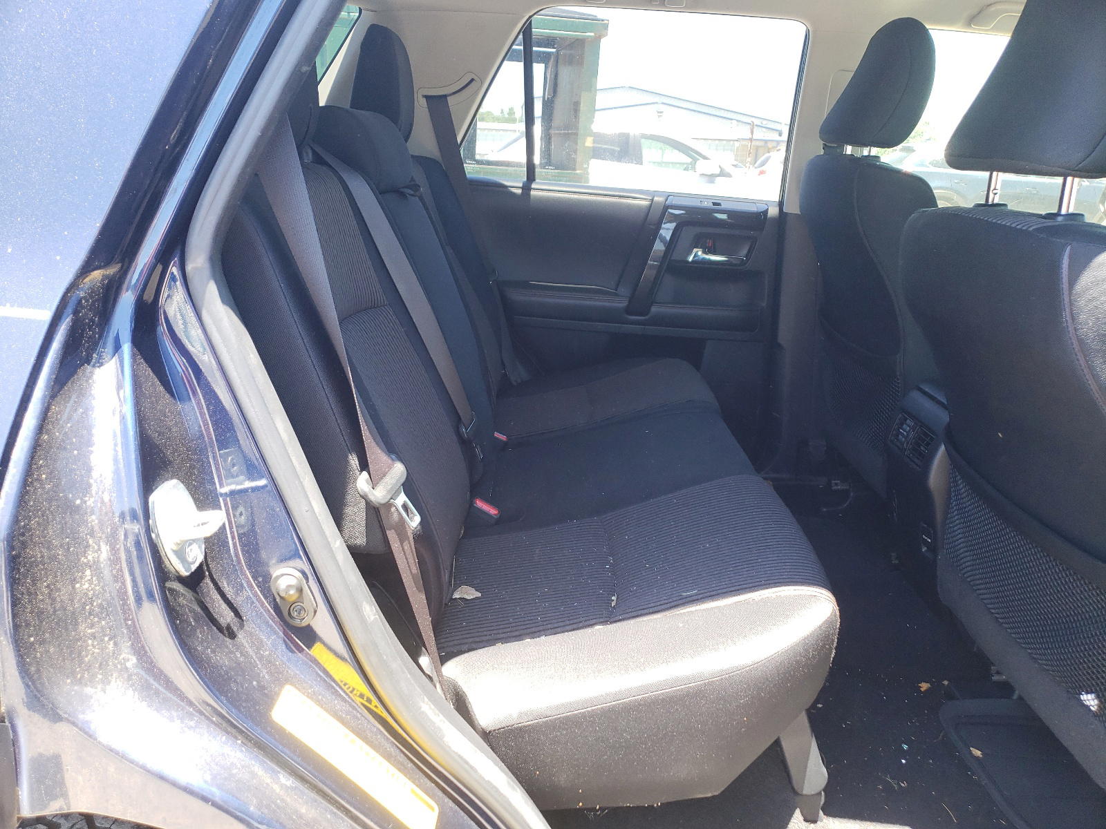 Photo 6 from auction – 2015 TOYOTA 4RUNNER SR with VIN JTEBU5JR1F5213473