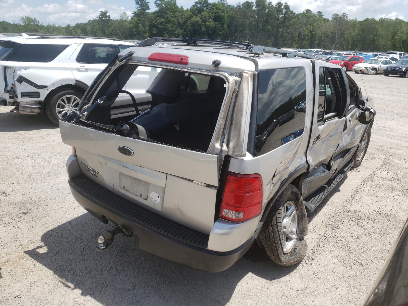 Photo 4 from auction – 2002 FORD EXPLORER X with VIN 1FMZU63K02UD60596