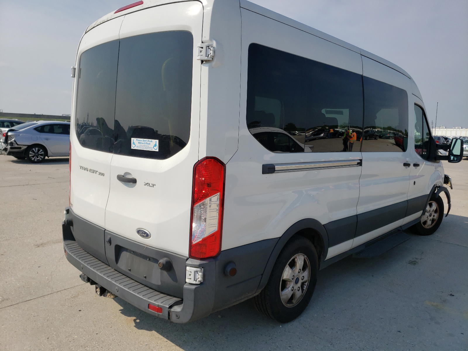 Photo 4 from auction – 2017 FORD TRANSIT T- with VIN 1FBZX2CM2HKA49900