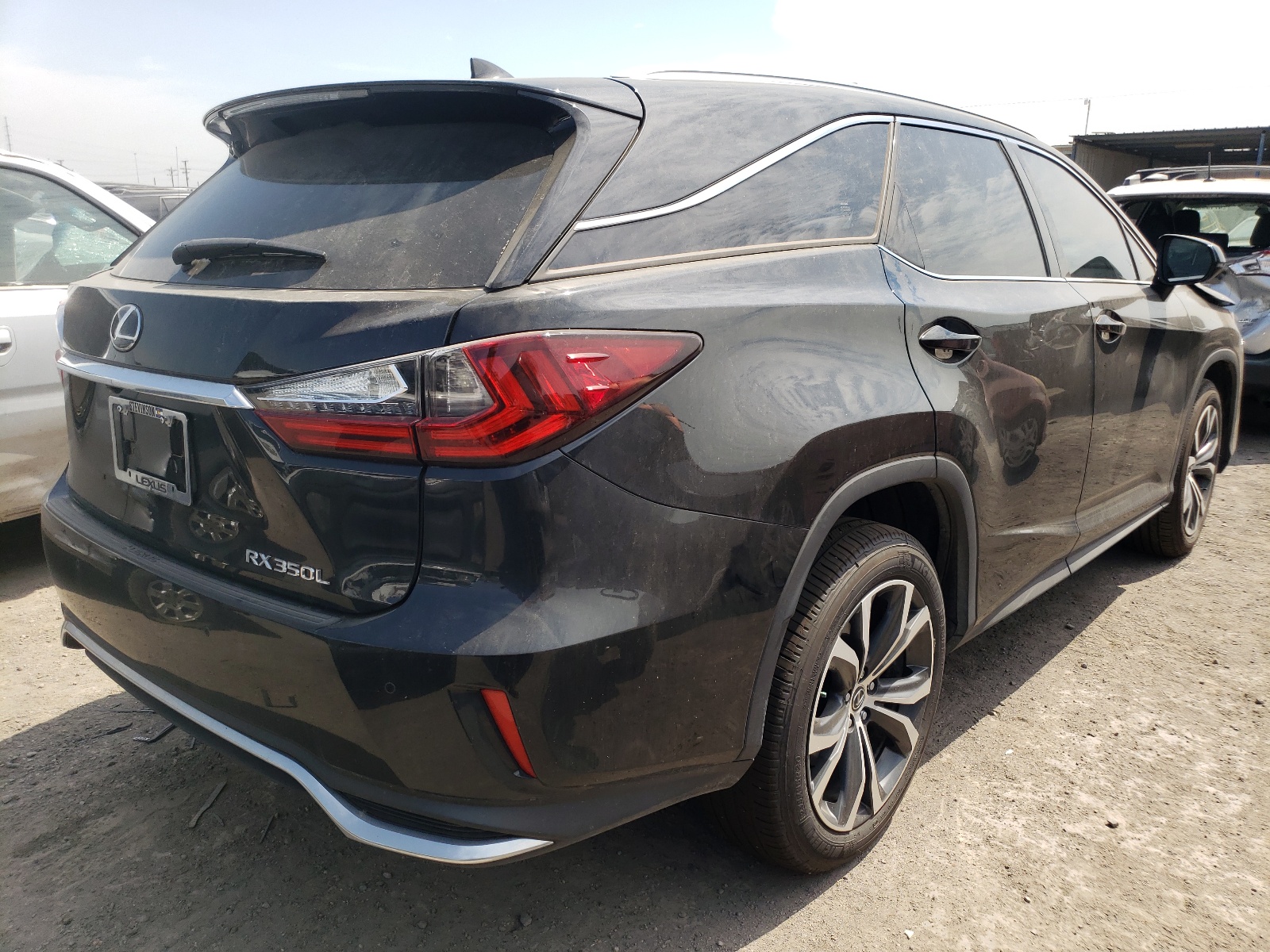 Photo 4 from auction – 2021 LEXUS RX 350 L with VIN JTJHZKFA0M2029168