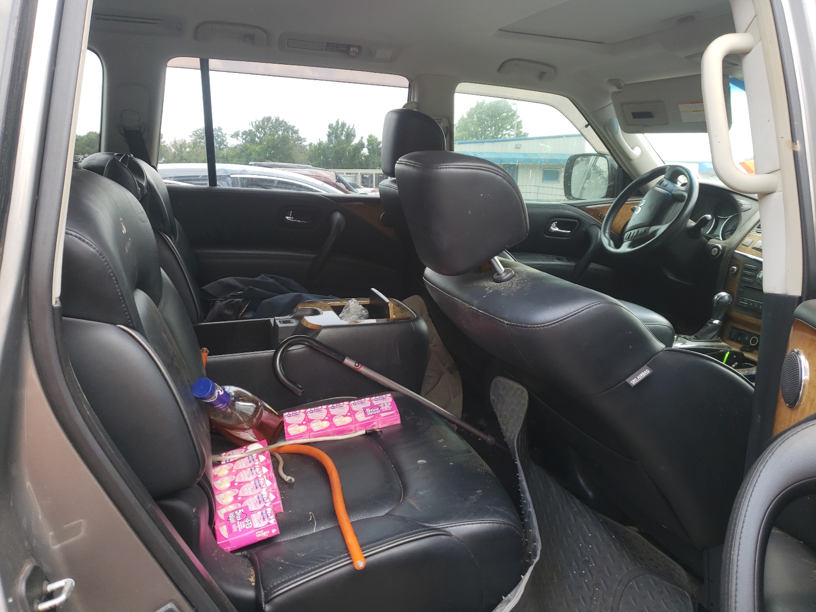 Photo 6 from auction – 2014 INFINITI QX80 with VIN JN8AZ2NEXE9067125