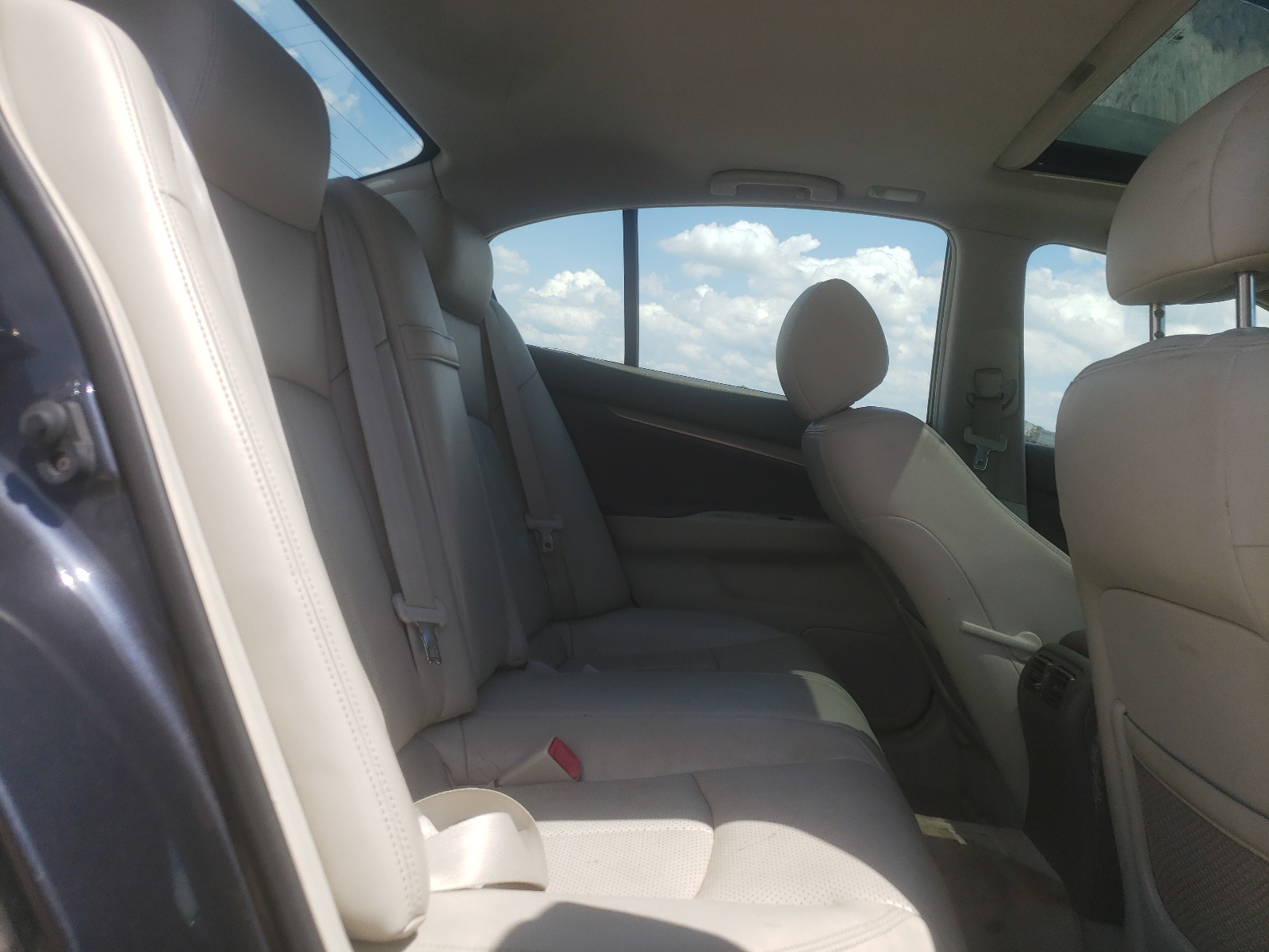 Photo 6 from auction – 2010 INFINITI G37 BASE with VIN JN1CV6APXAM203391