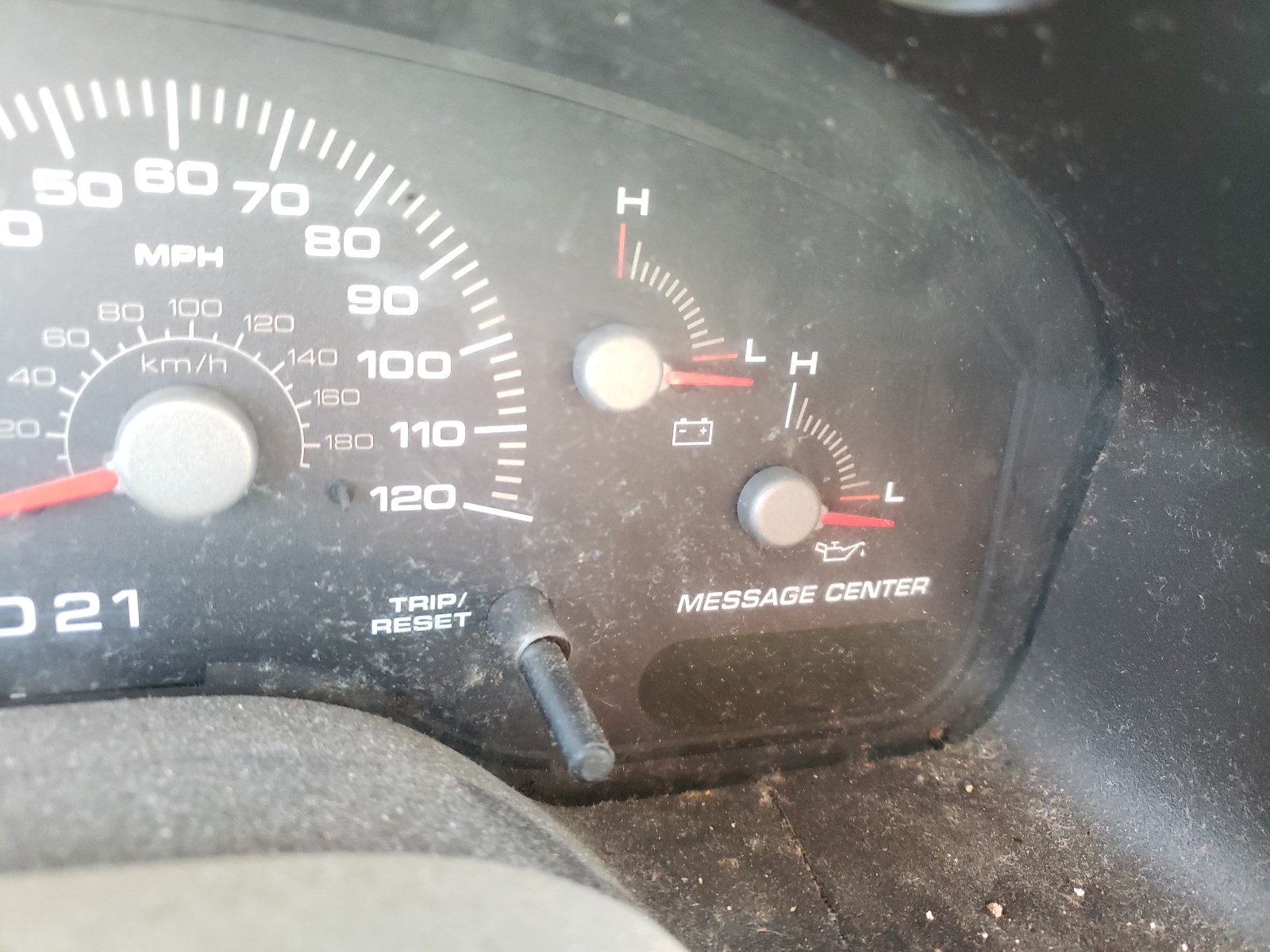 Zdjęcie 8 z aukcji – 2004 FORD EXPEDITION z VIN 1FMFU18L14LB74419