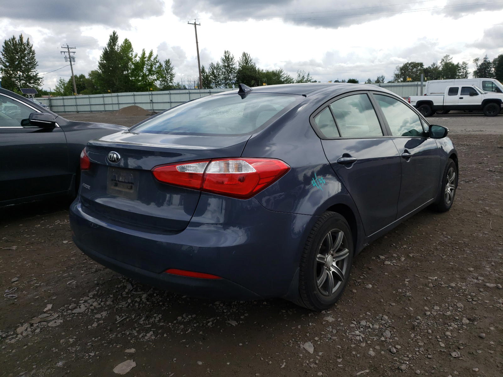 Photo 4 from auction – 2015 KIA FORTE LX with VIN KNAFX4A67F5308422