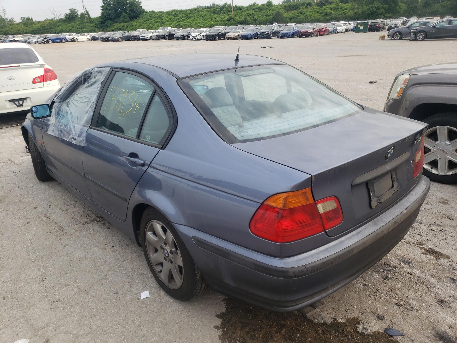 Photo 3 from auction – 2000 BMW 325I with VIN WBAAM3340YFP70696