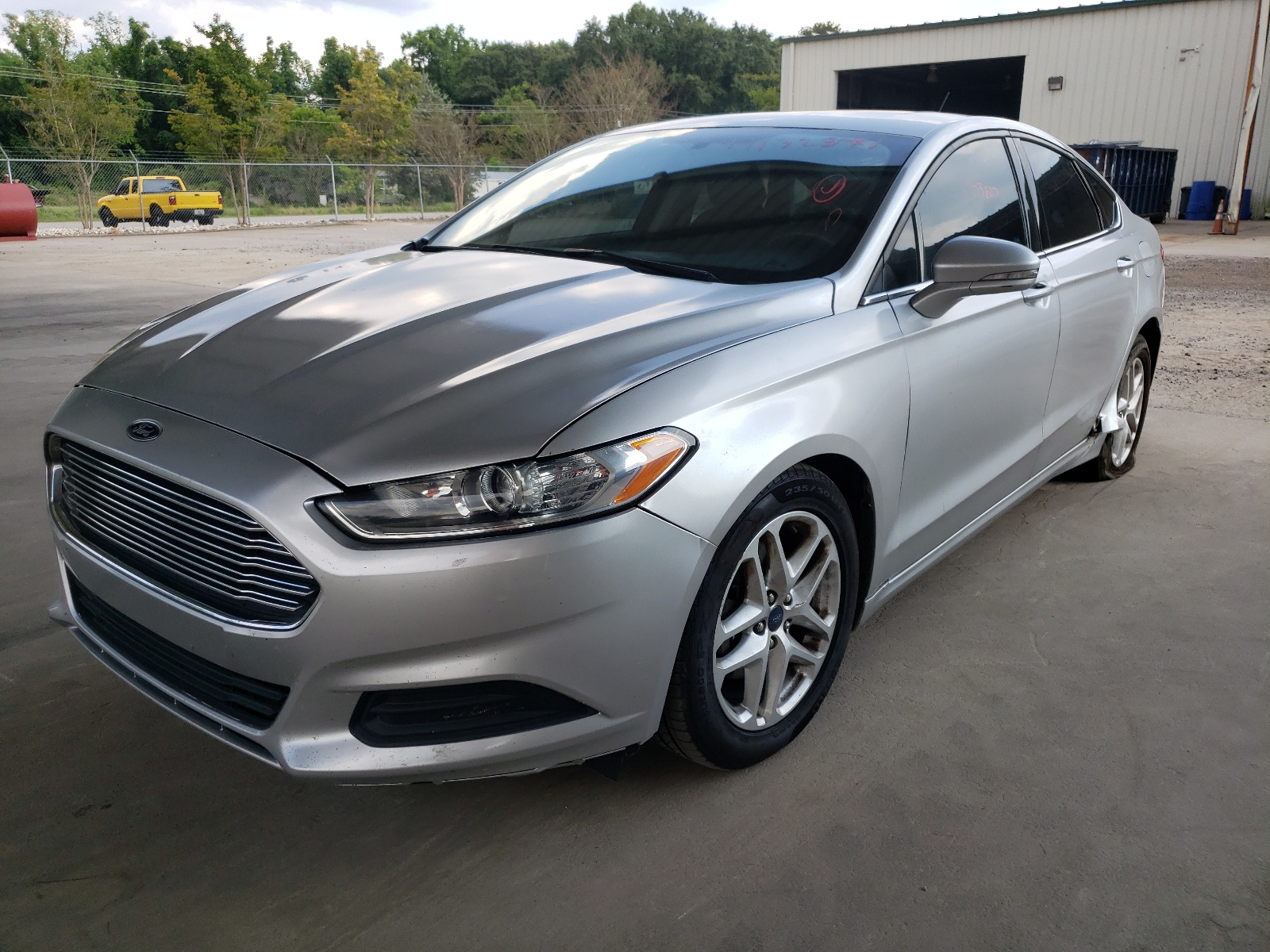 Photo 2 from auction – 2015 FORD FUSION SE with VIN 3FA6P0H77FR273023