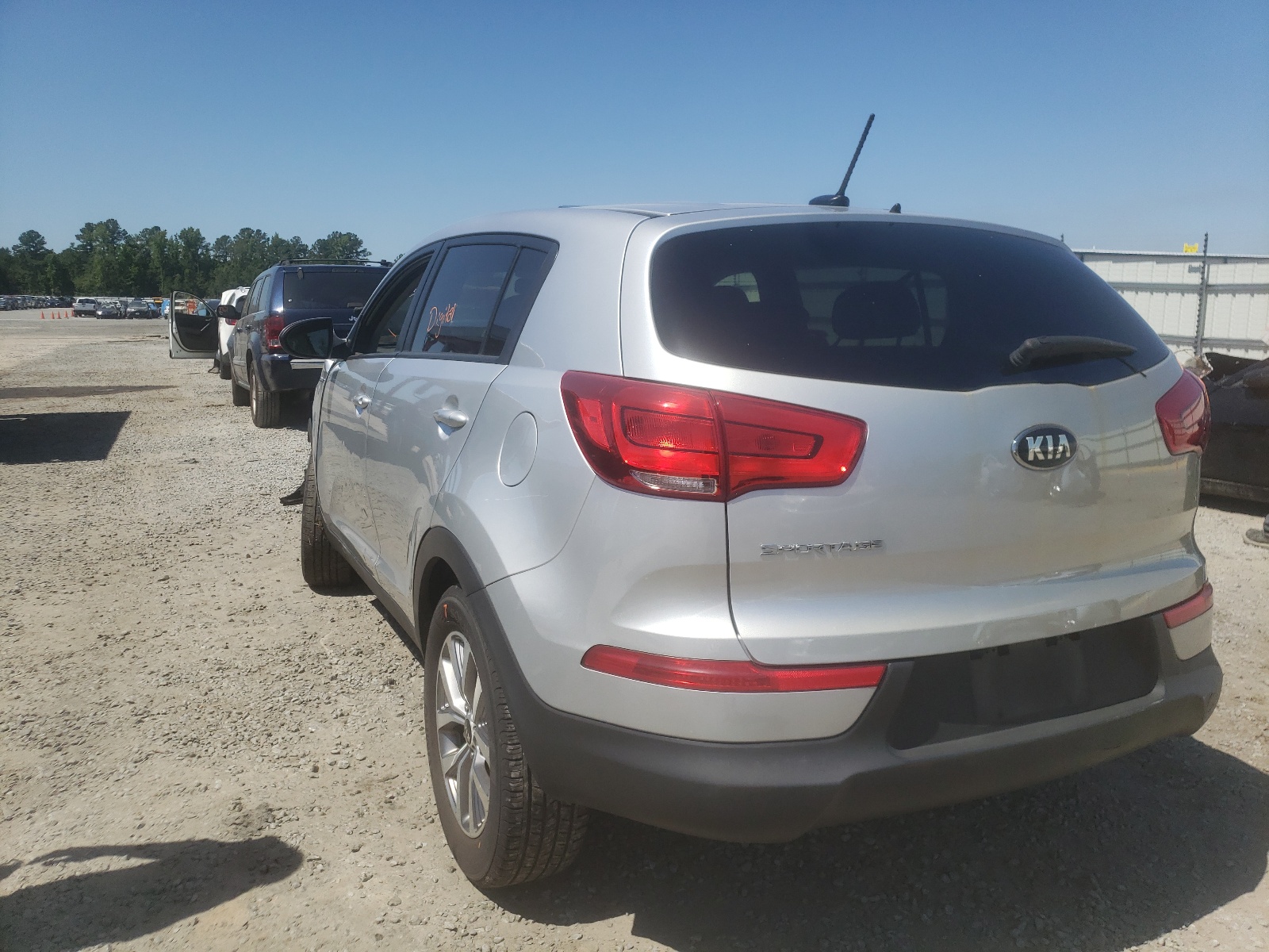 Photo 3 from auction – 2016 KIA SPORTAGE with VIN KNDPBCAC1G7822441