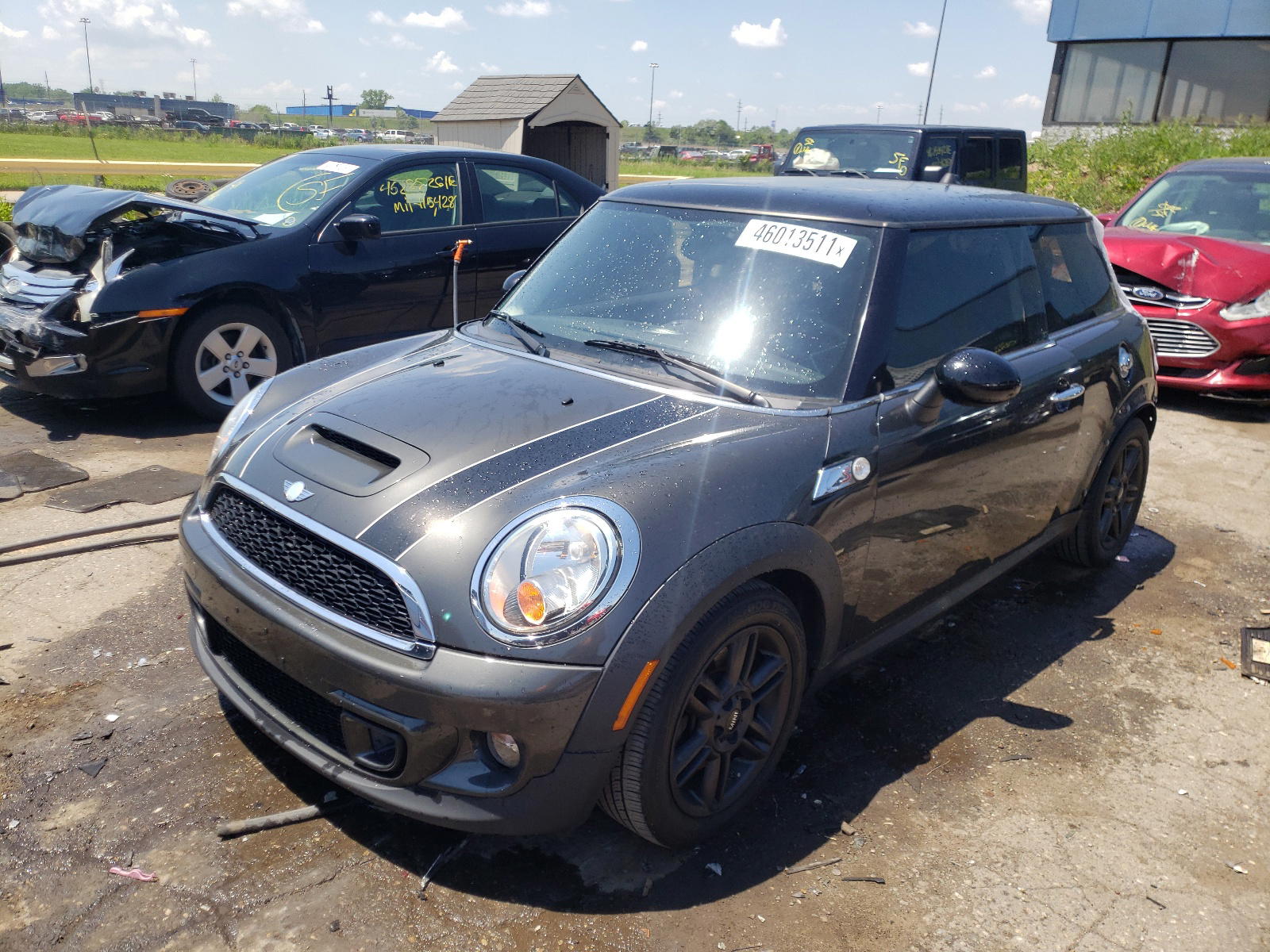 Photo 2 from auction – 2011 MINI COOPER S with VIN WMWSV3C53BTY14211