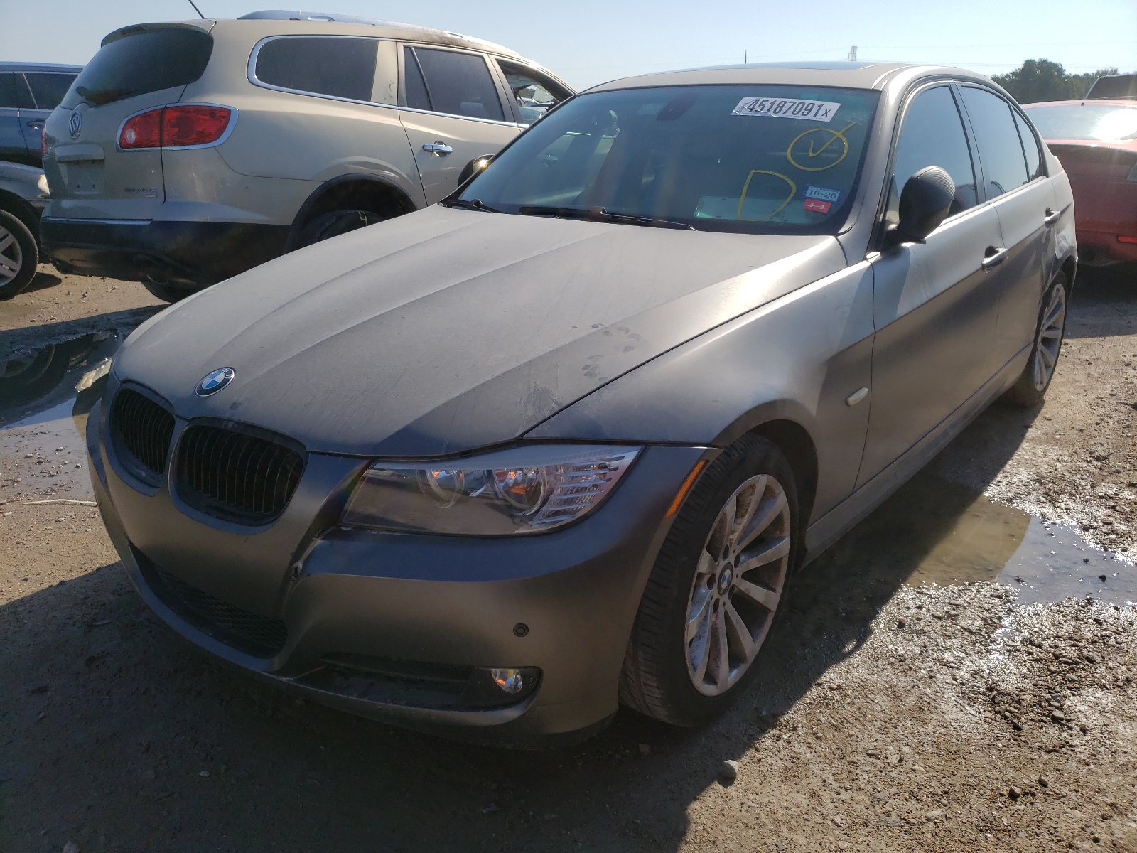 Photo 2 from auction – 2009 BMW 328 I with VIN WBAPH77599NM46307