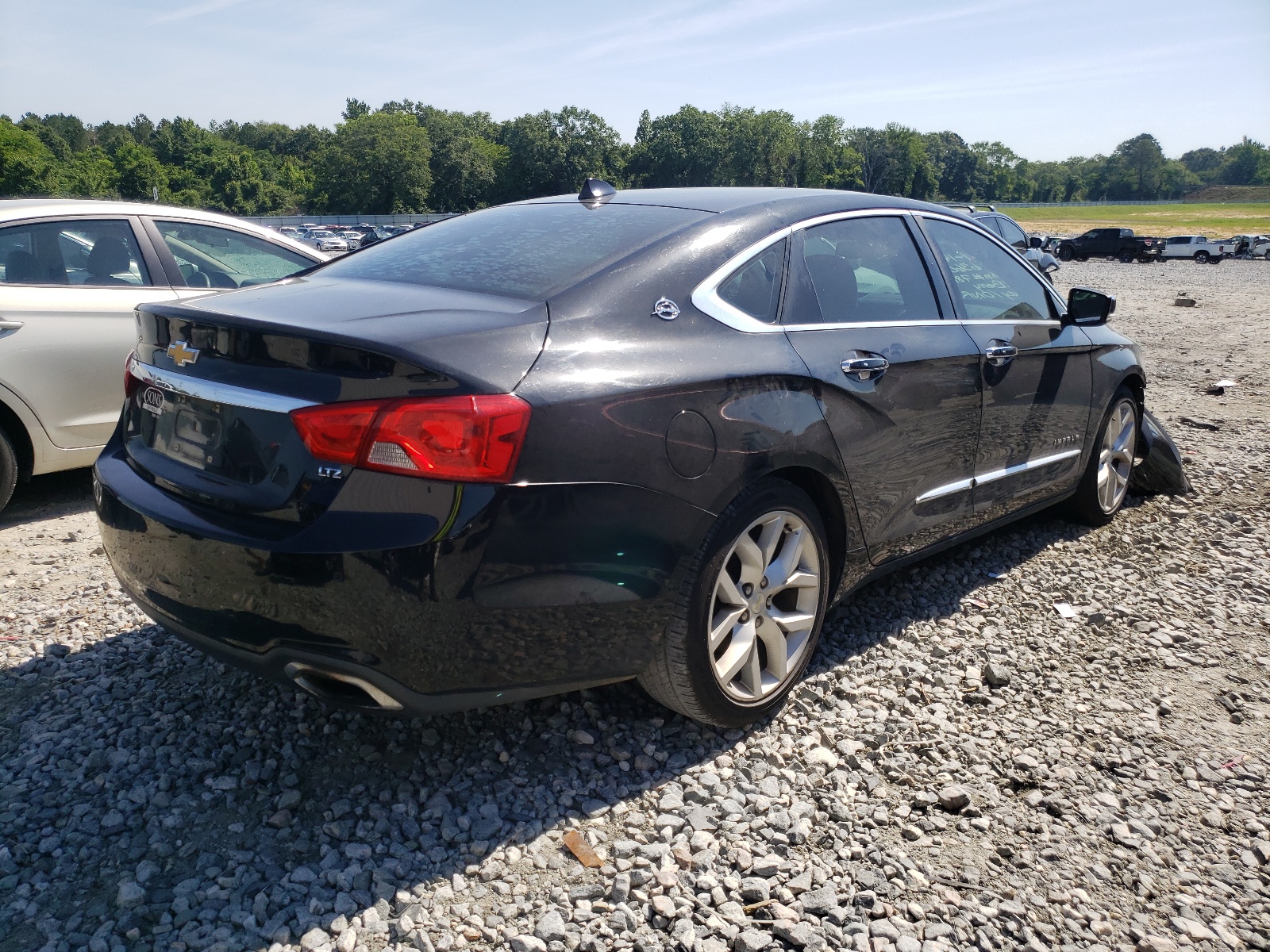 Photo 4 from auction – 2014 CHEVROLET IMPALA LTZ with VIN 2G1155S31E9167810