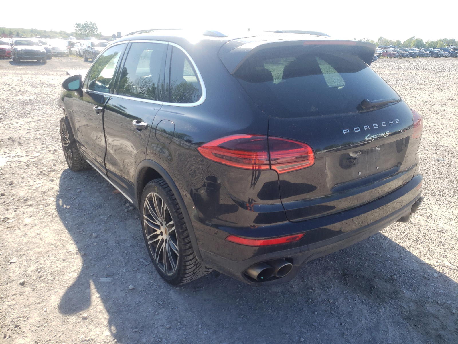 Photo 3 from auction – 2015 PORSCHE CAYENNE SE with VIN WP1AE2A28FLA52774