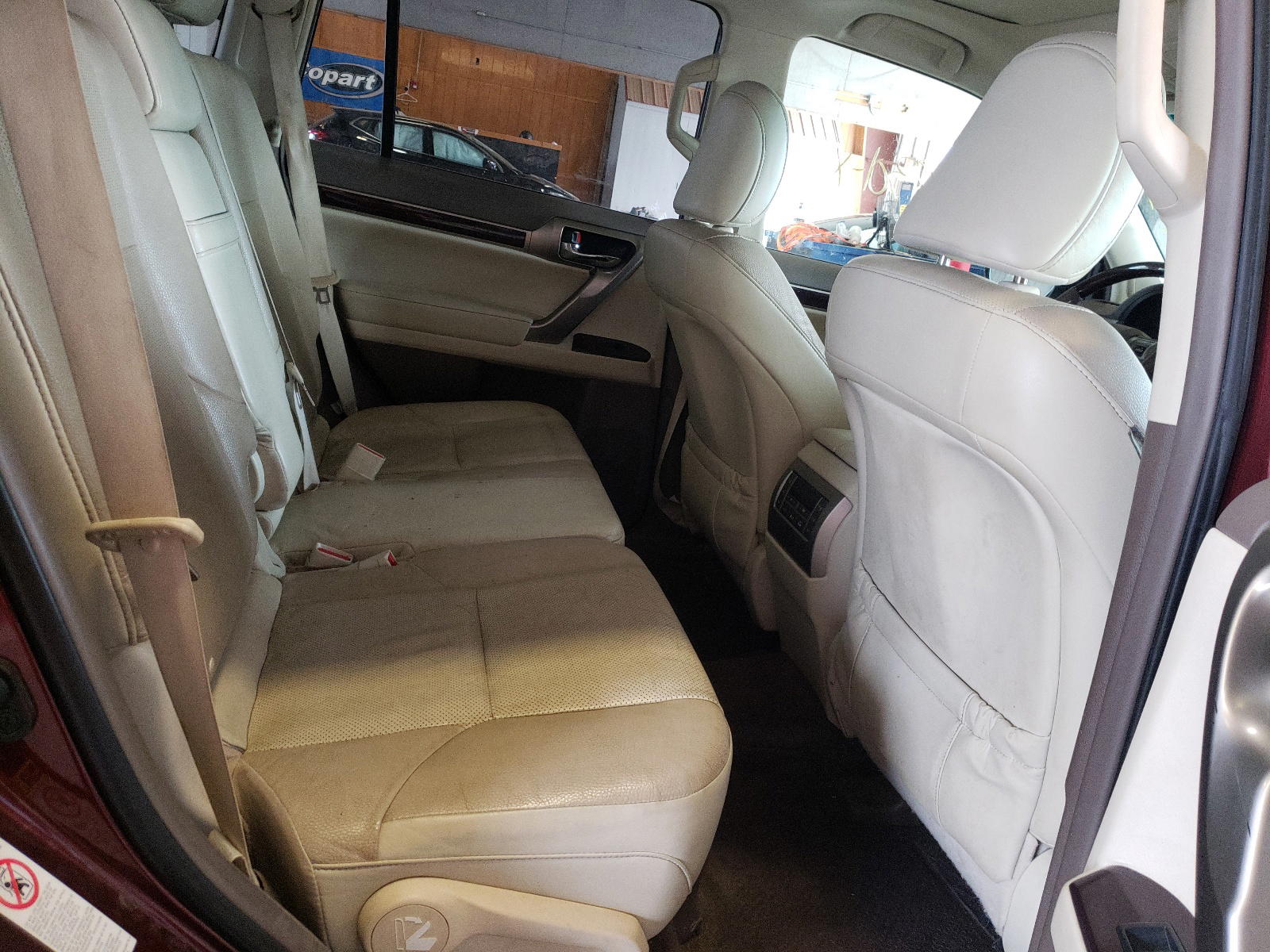 Photo 6 from auction – 2014 LEXUS GX 460 with VIN JTJBM7FX6E5082642