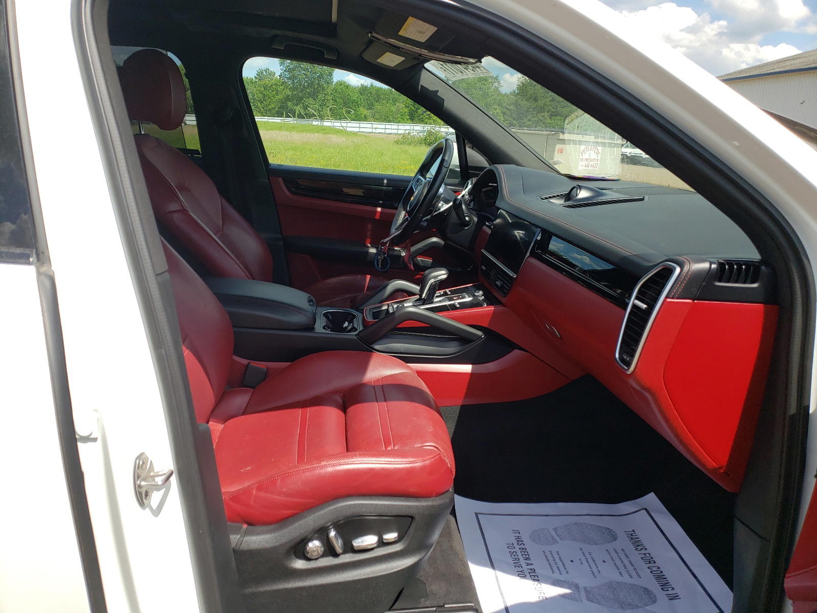 Photo 5 from auction – 2019 PORSCHE CAYENNE with VIN WP1AA2AYXKDA02950