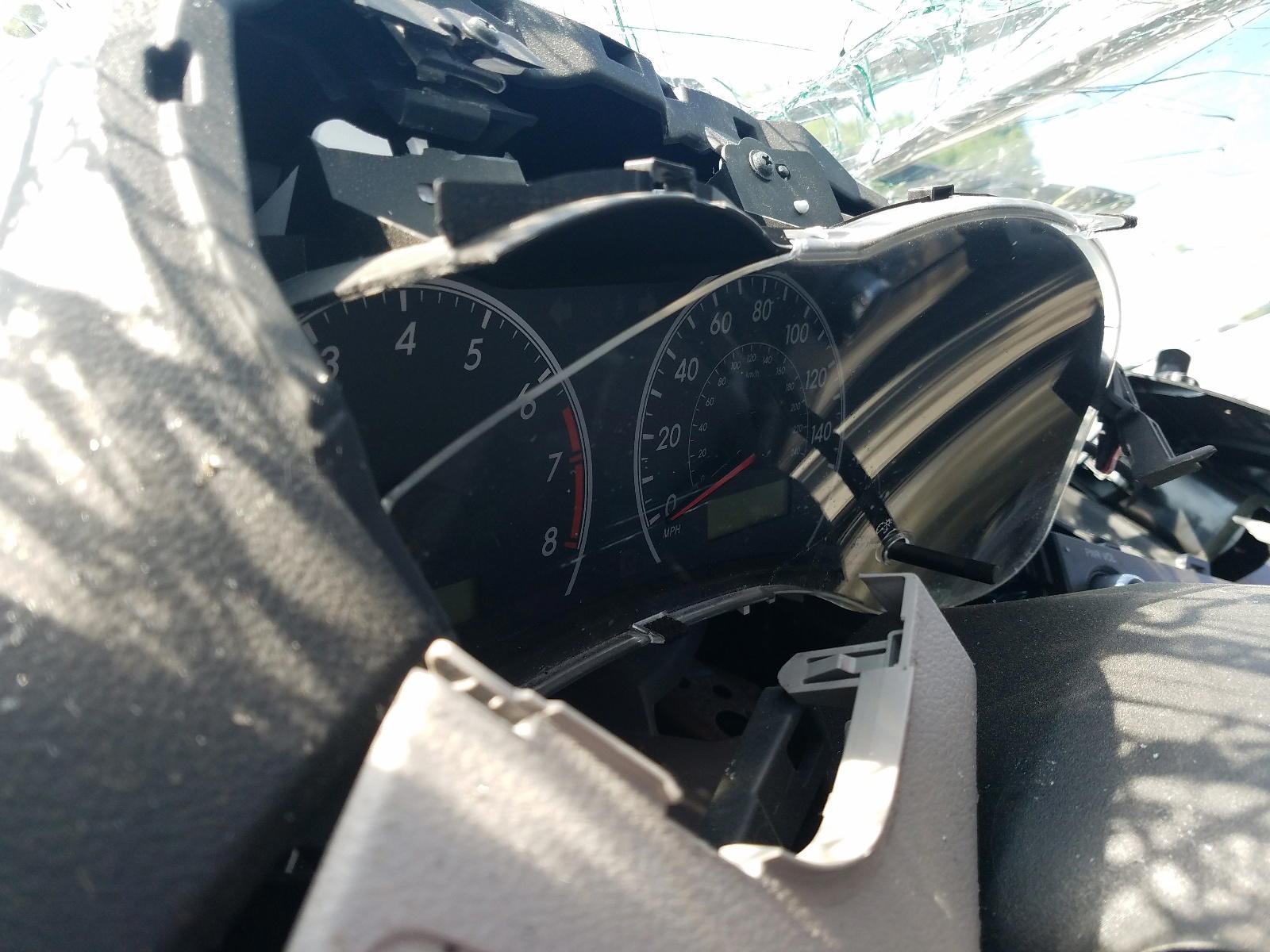Photo 8 from auction – 2011 TOYOTA COROLLA BA with VIN 2T1BU4EE7BC563984