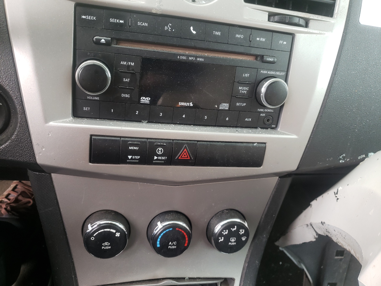 صورة رقم 9 من المزاد - 2010 CHRYSLER SEBRING TO مع VIN 1C3BC5ED0AN216478
