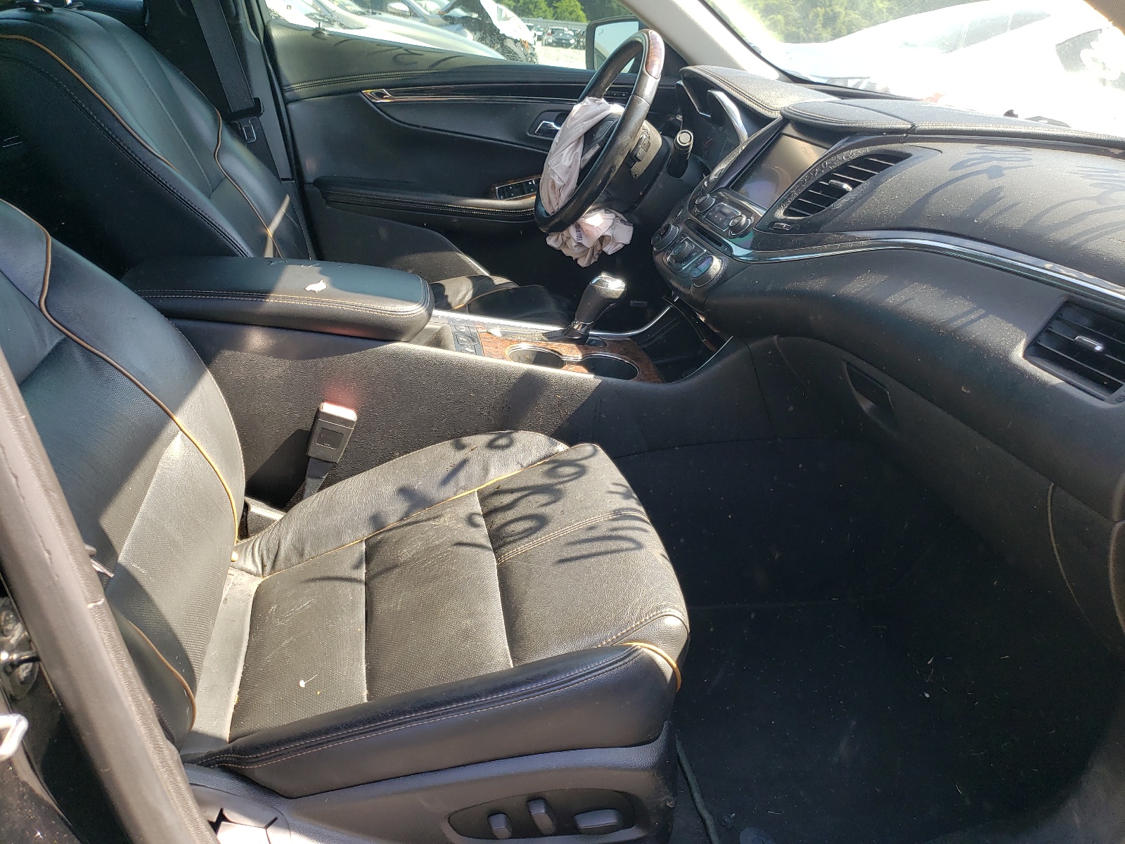 Photo 5 from auction – 2014 CHEVROLET IMPALA LTZ with VIN 2G1155S31E9167810