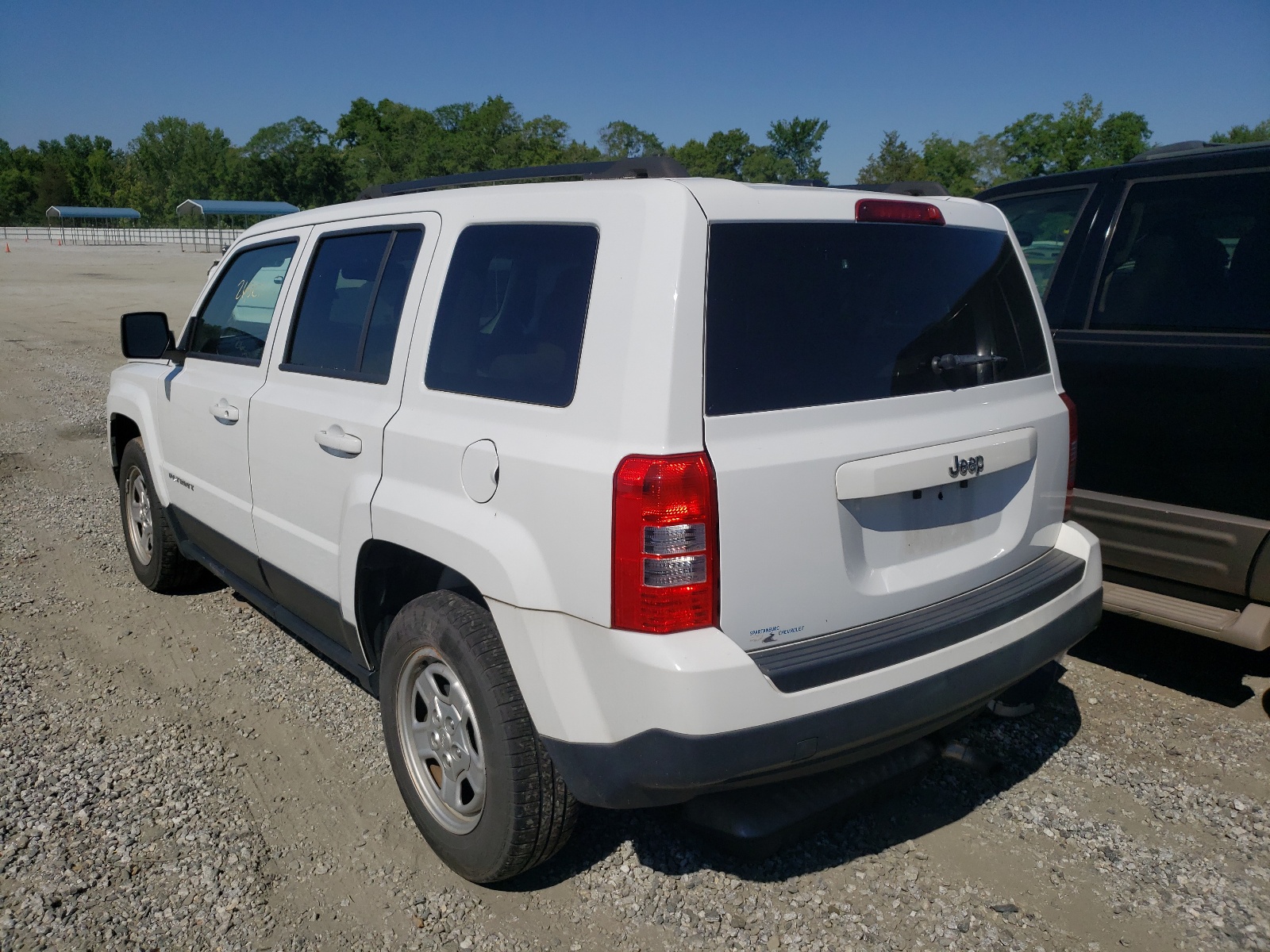 Photo 3 from auction – 2017 JEEP PATRIOT SP with VIN 1C4NJPBA7HD116754