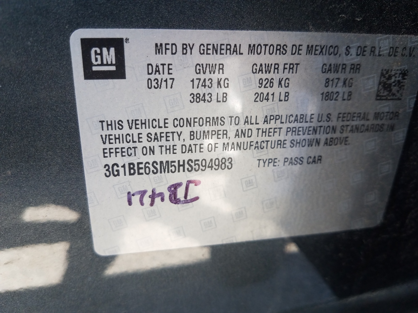 Photo 10 from auction – 2017 CHEVROLET CRUZE LT with VIN 3G1BE6SM5HS594983
