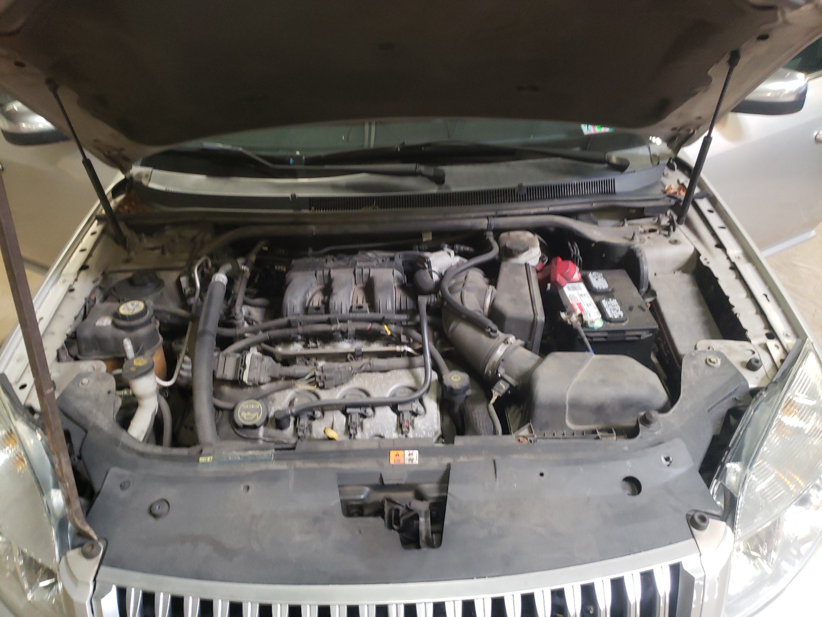 Photo 7 from auction – 2008 MERCURY SABLE PREM with VIN 1MEHM43W28G615777