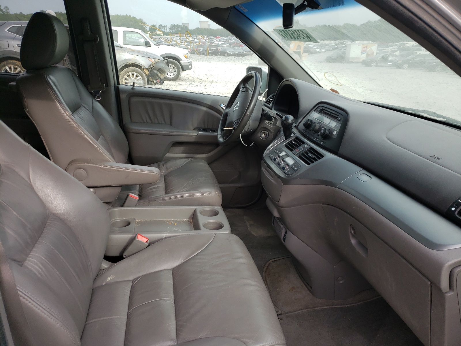 Photo 5 from auction – 2010 HONDA ODYSSEY EX with VIN 5FNRL3H63AB083046