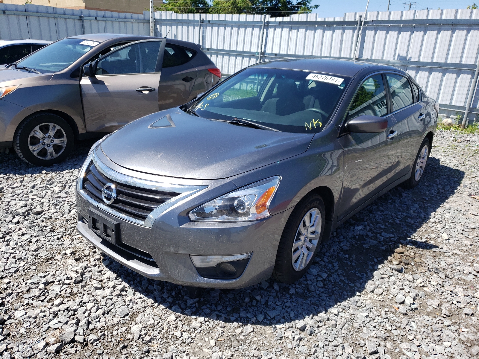 Photo 2 from auction – 2015 NISSAN ALTIMA 2.5 with VIN 1N4AL3AP4FN390515