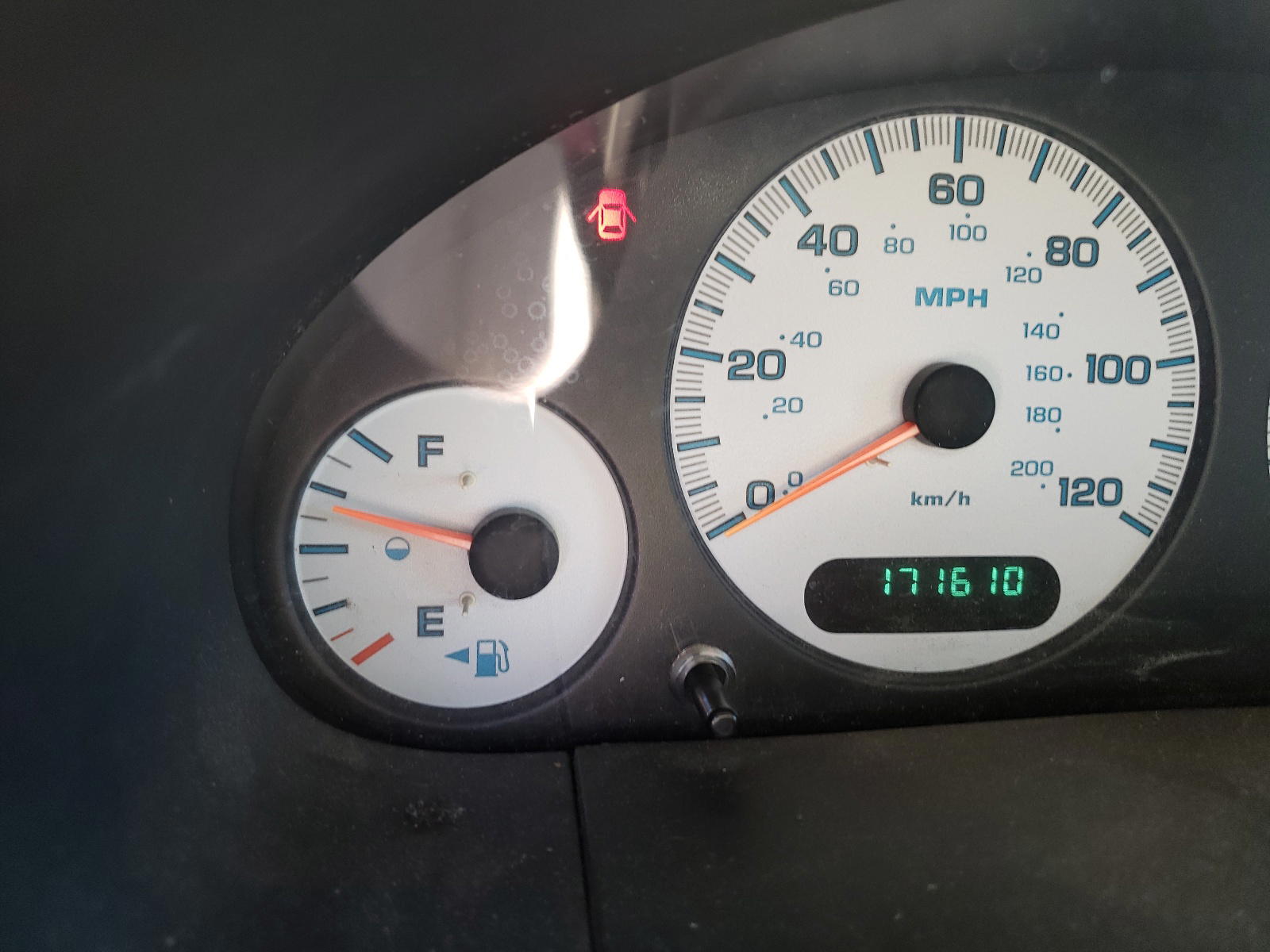 Photo 8 from auction – 2002 DODGE CARAVAN with VIN 1B4GP453X2B729759