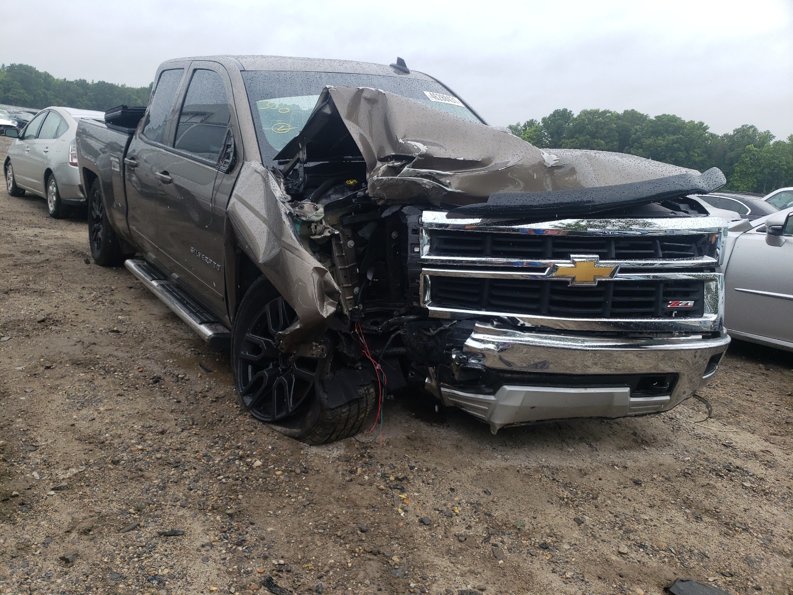 Photo 1 from auction – 2015 CHEVROLET SILVERADO with VIN 1GCVKREC3FZ341016