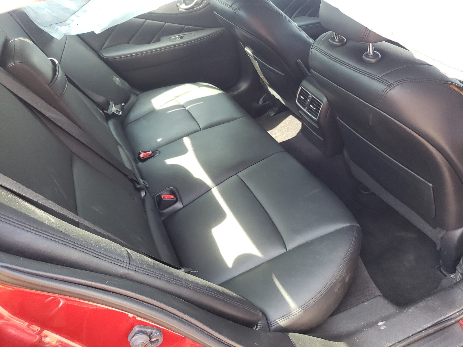 Photo 6 from auction – 2015 INFINITI Q50 BASE with VIN JN1BV7AP7FM337297
