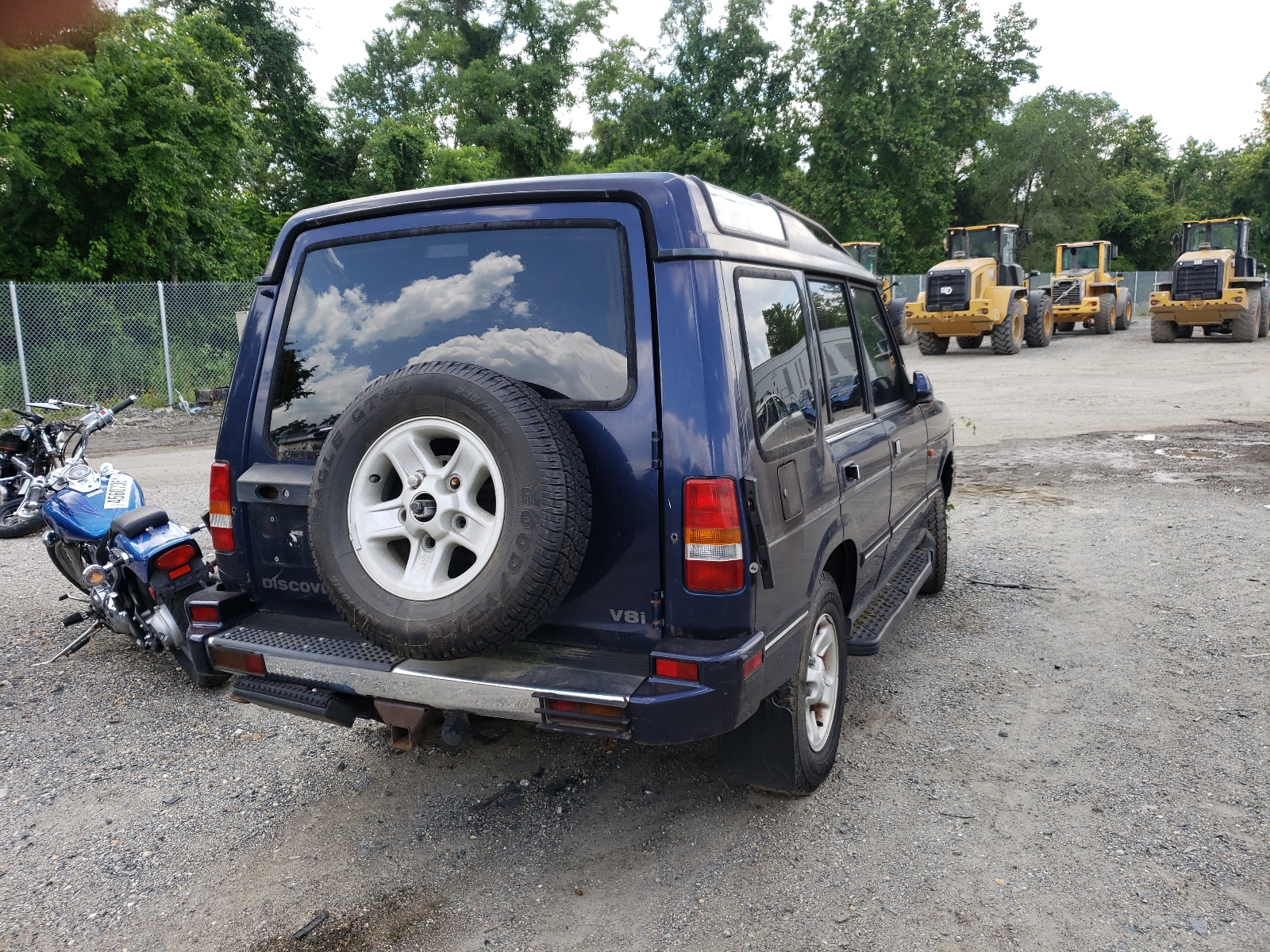 Photo 4 from auction – 1998 LAND ROVER DISCOVERY with VIN SALJY1242WA772482