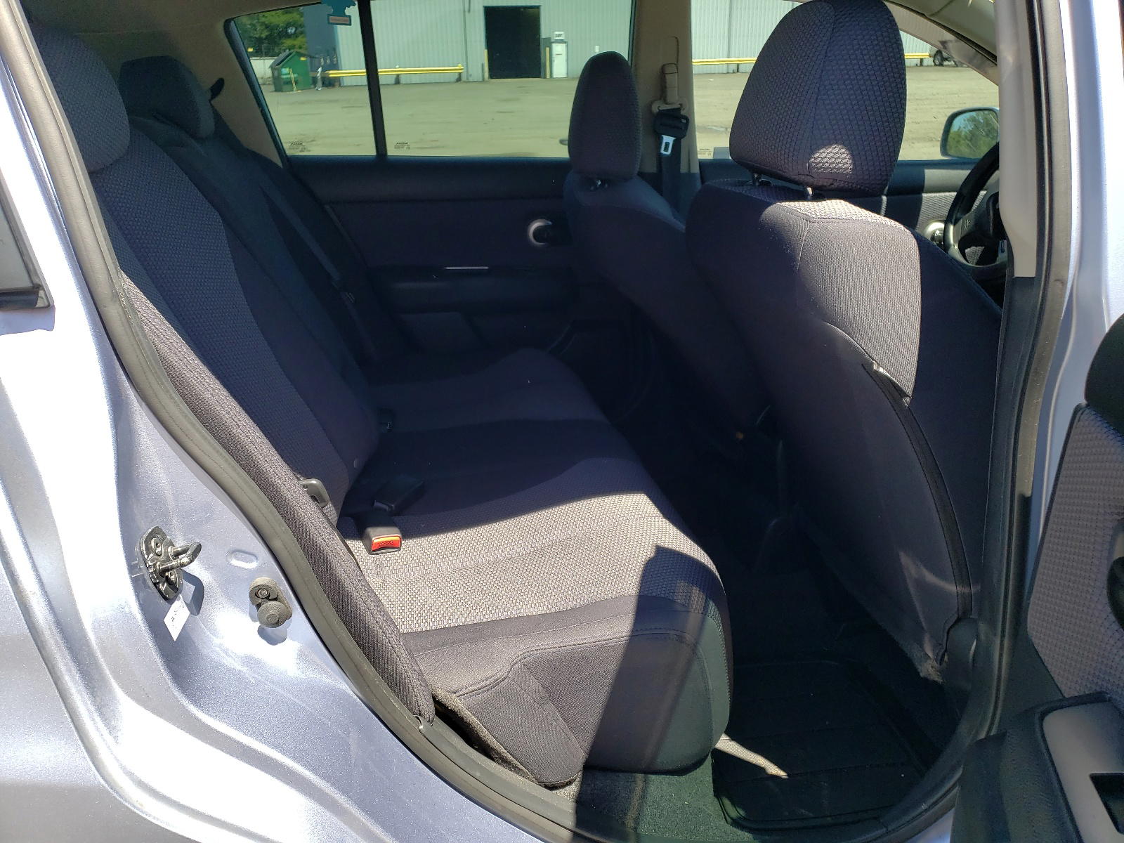 Photo 6 from auction – 2009 NISSAN VERSA with VIN 3N1BC13E49L386910