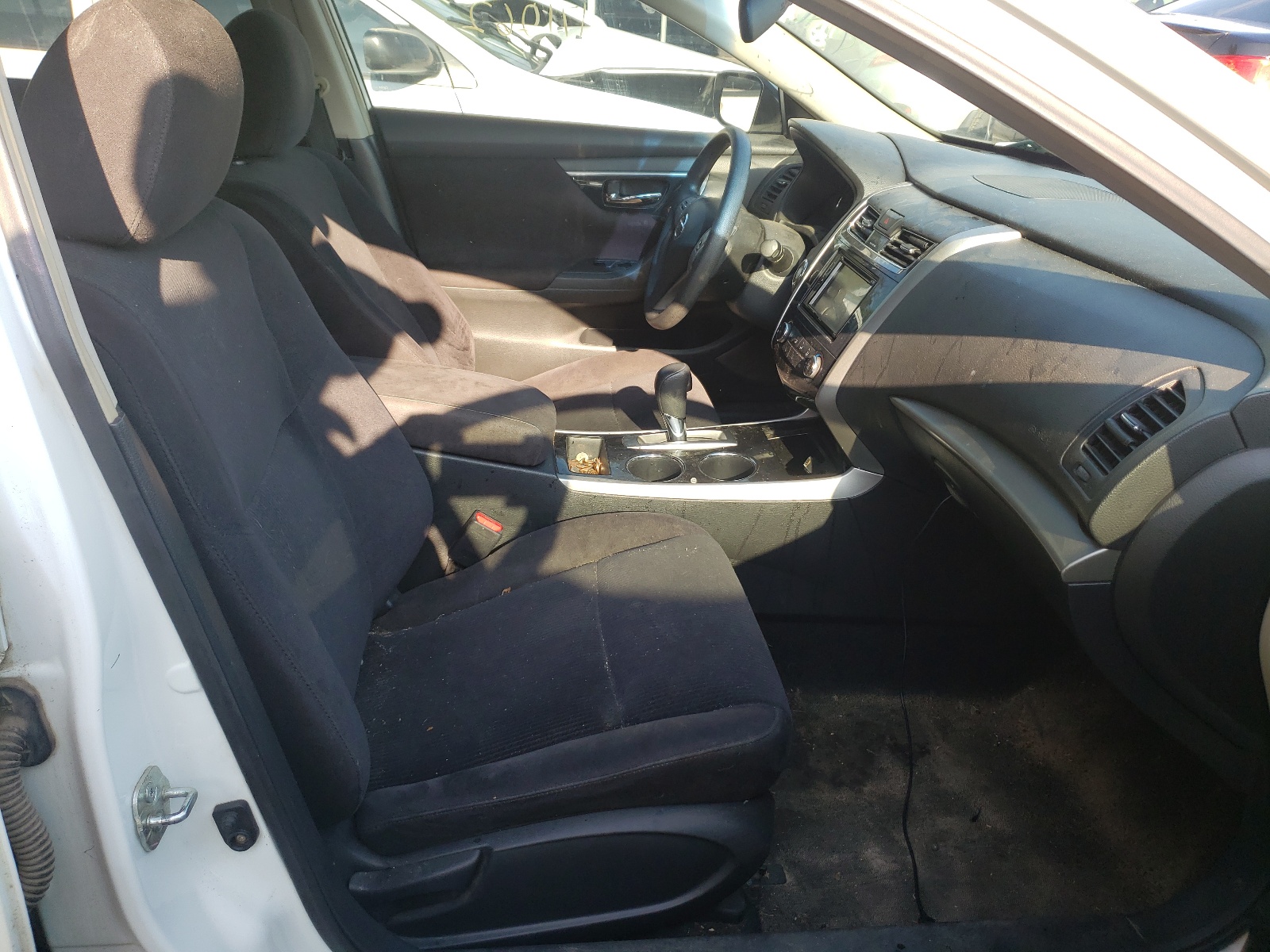 Photo 5 from auction – 2013 NISSAN ALTIMA 2.5 with VIN 1N4AL3AP6DC167028
