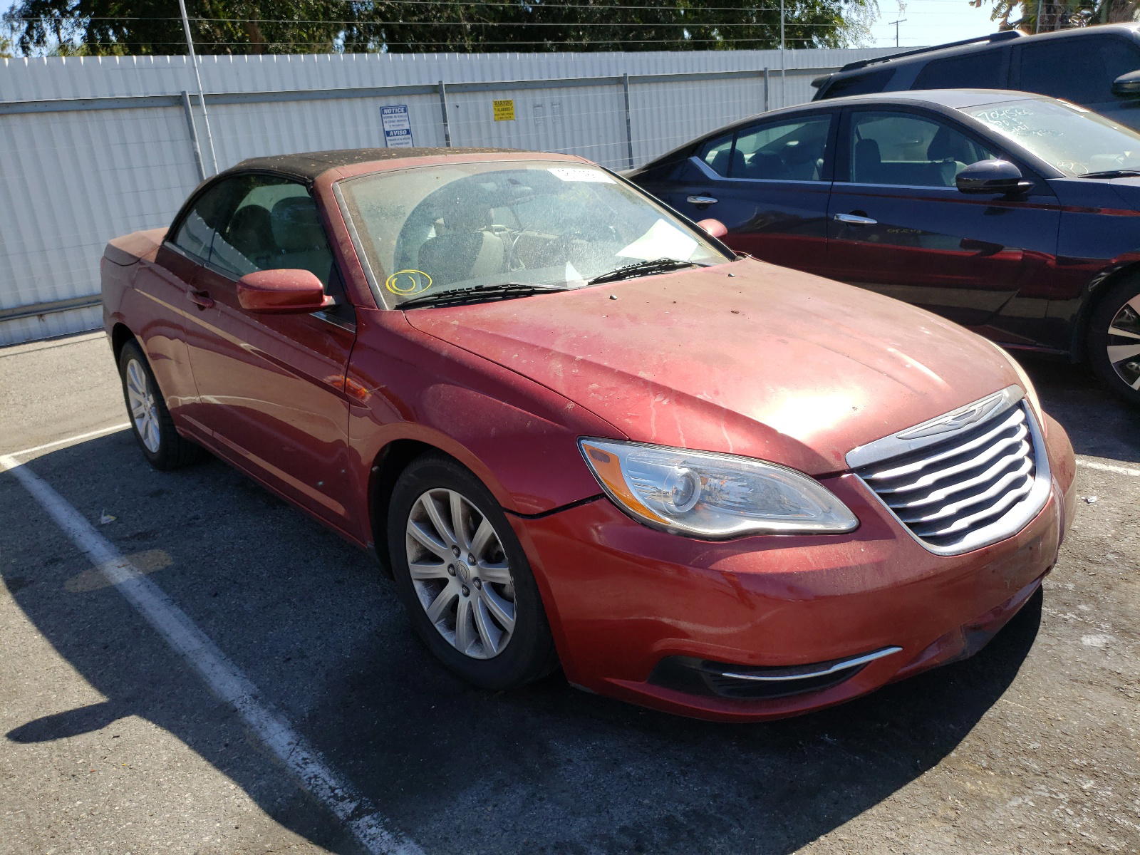 CHRYSLER 200 2013 with VIN 1C3BCBEB3DN606458 - Photo from auction