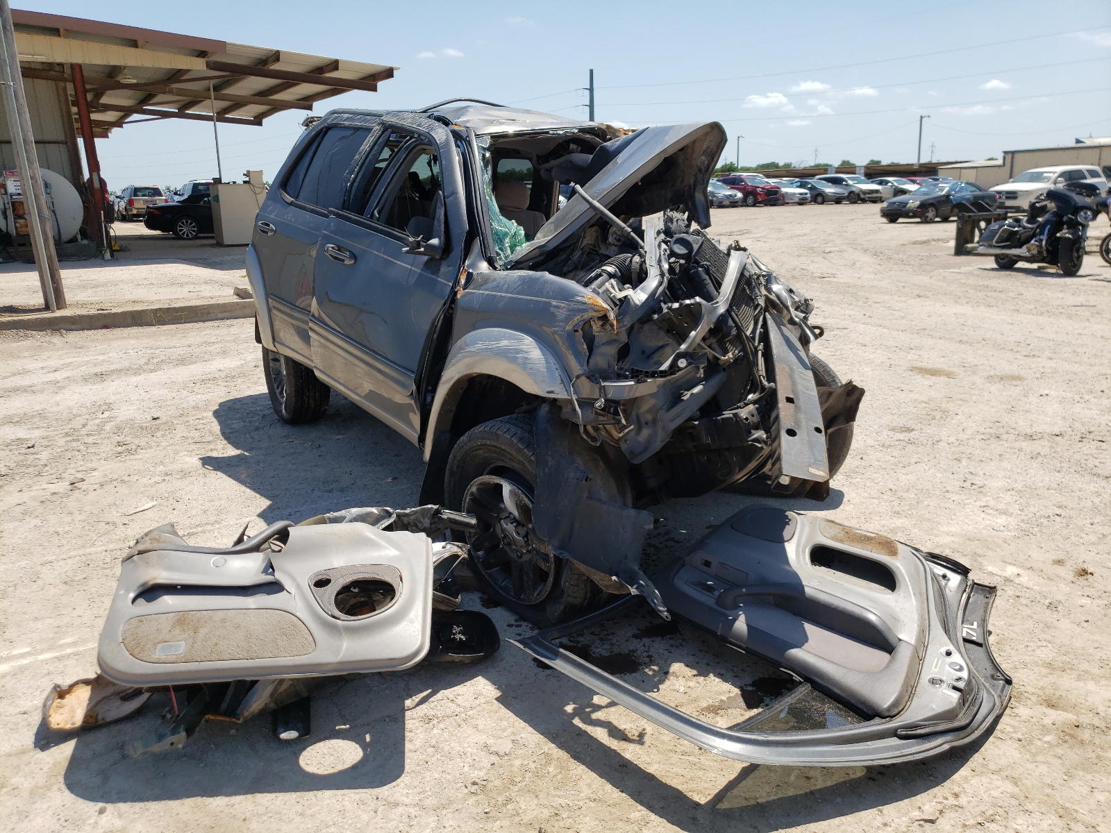 TOYOTA SEQUOIA SR 2004 with VIN 5TDZT34A14S215344 - Photo from auction
