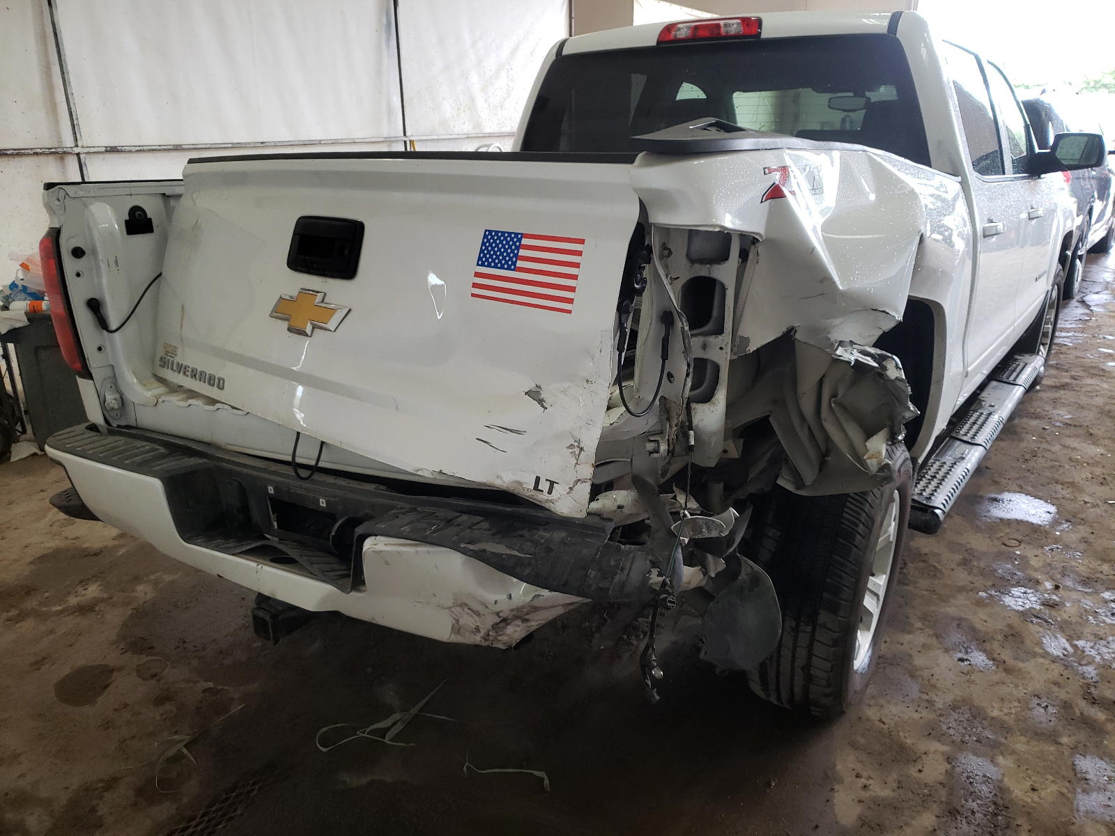 Photo 9 from auction – 2018 CHEVROLET SILVERADO with VIN 3GCUKRECXJG243797