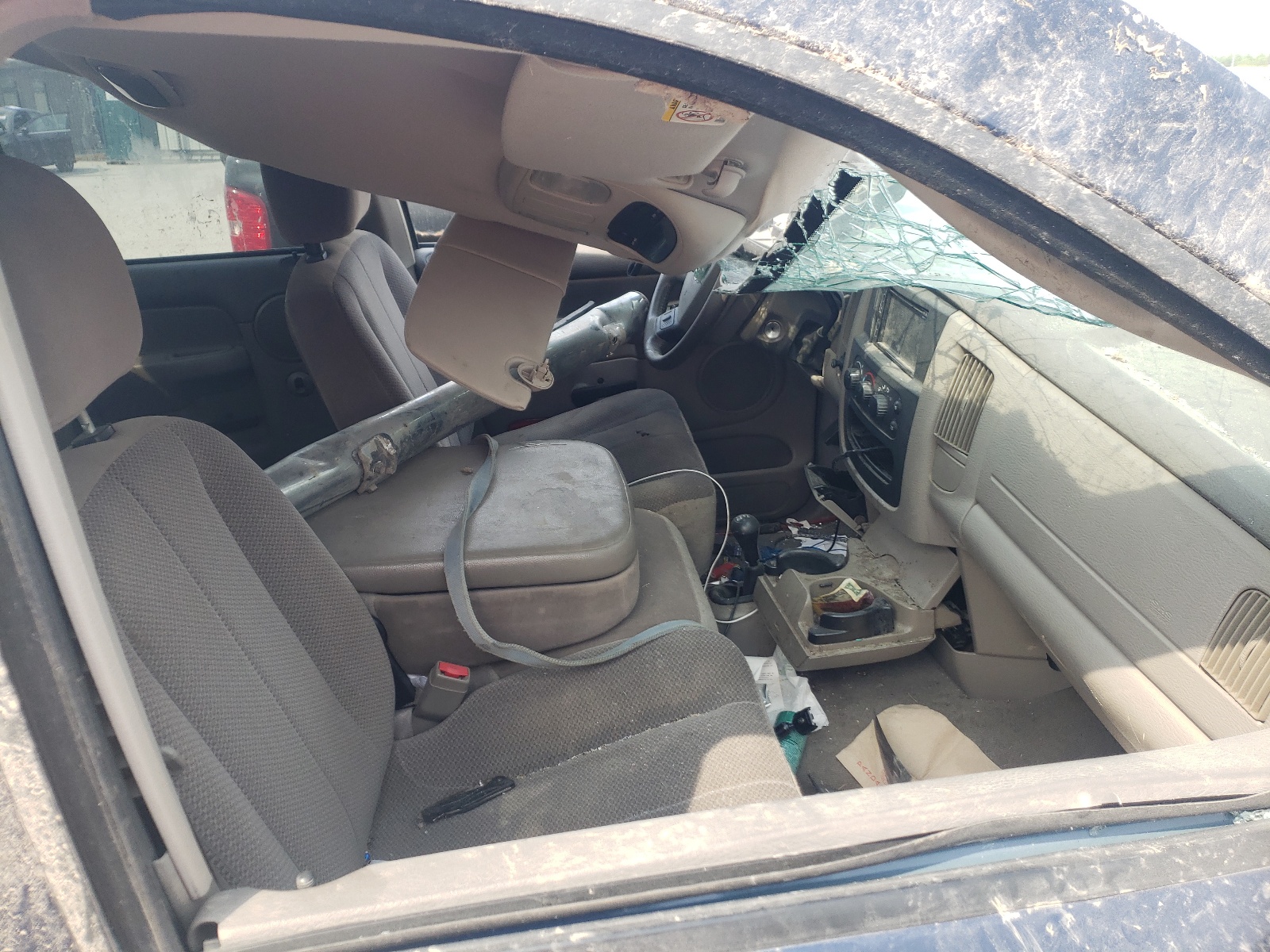 Photo 5 from auction – 2004 DODGE RAM 1500 S with VIN 1D7HU18D04J167226