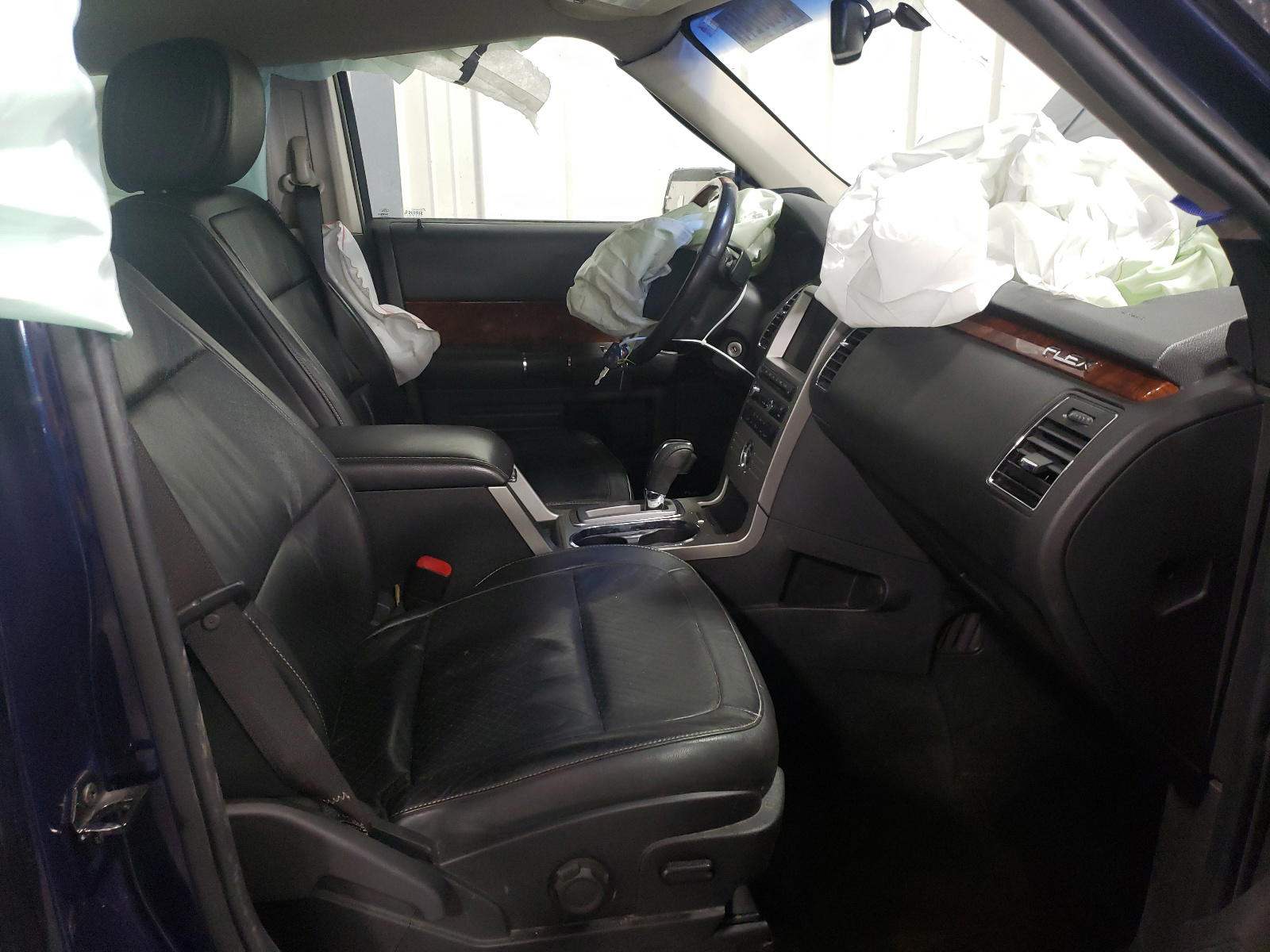 Photo 5 from auction – 2011 FORD FLEX LIMIT with VIN 2FMHK6DT0BBD17391