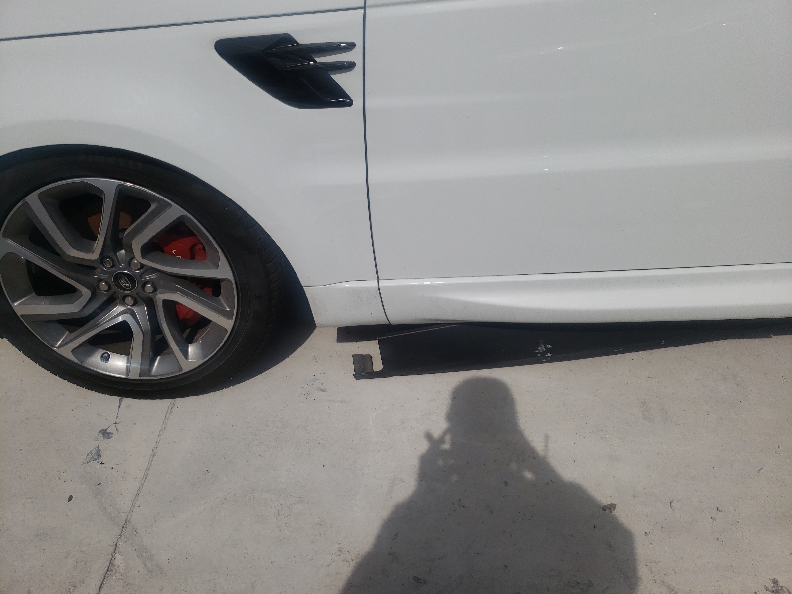 Photo 10 from auction – 2019 LAND ROVER RANGE ROVE with VIN SALWV2SV4KA421533