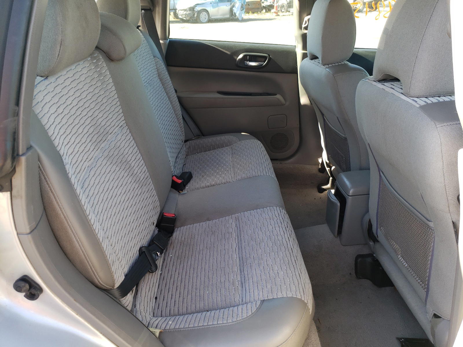 Photo 6 from auction – 2003 SUBARU FORESTER 2 with VIN JF1SG65603H722388
