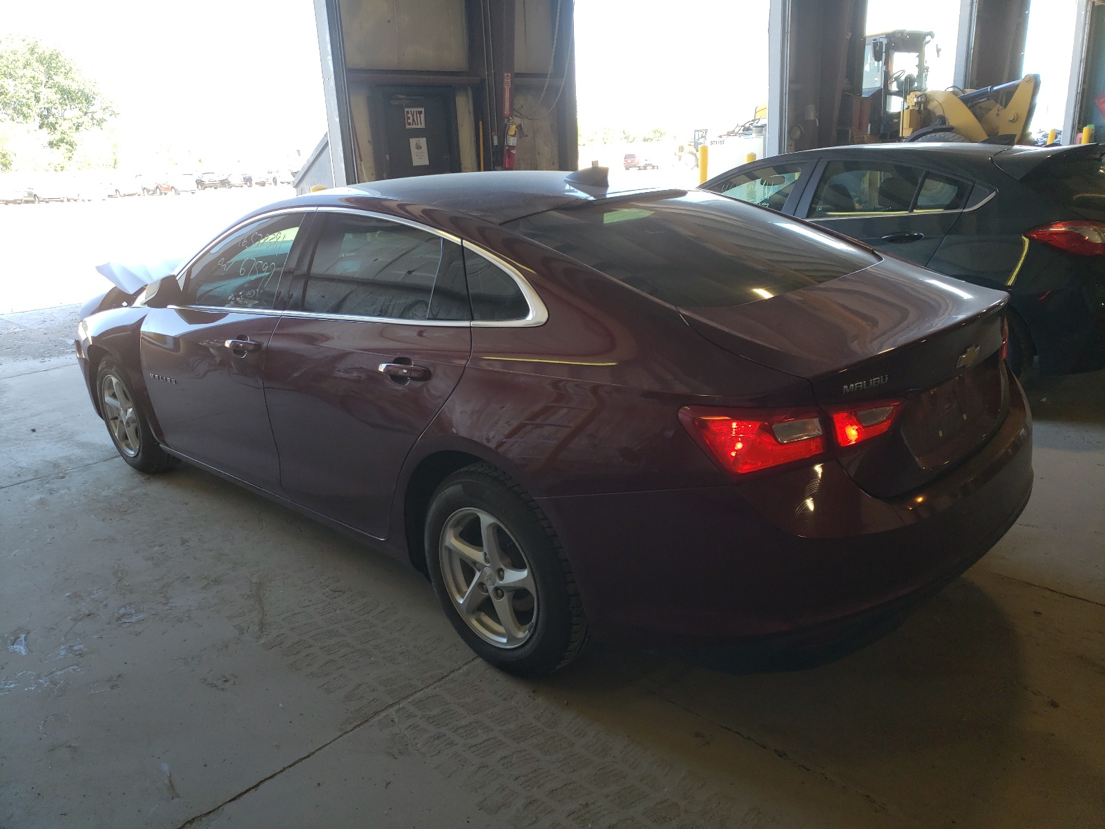 Photo 3 from auction – 2016 CHEVROLET MALIBU LS with VIN 1G1ZB5ST7GF198839